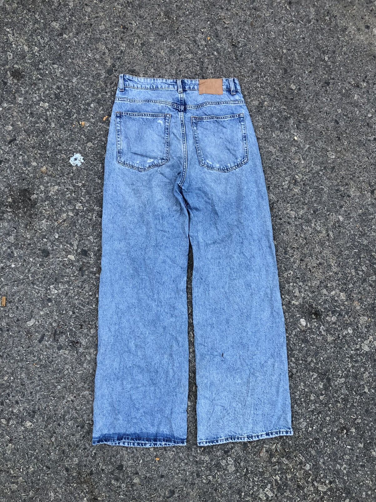Divided BAGGY DIVIDED BY H&M DISTRESSED DENIM Size US 29 - 4 Thumbnail