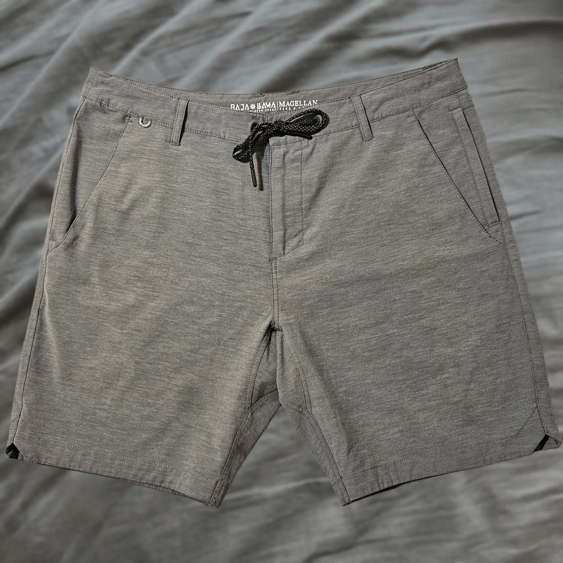 Vintage Baja Llama Magellan Explorer Stretch Active Shorts Gray 36 x 9 Men's Size US 36 / EU 52 - 1 Thumbnail