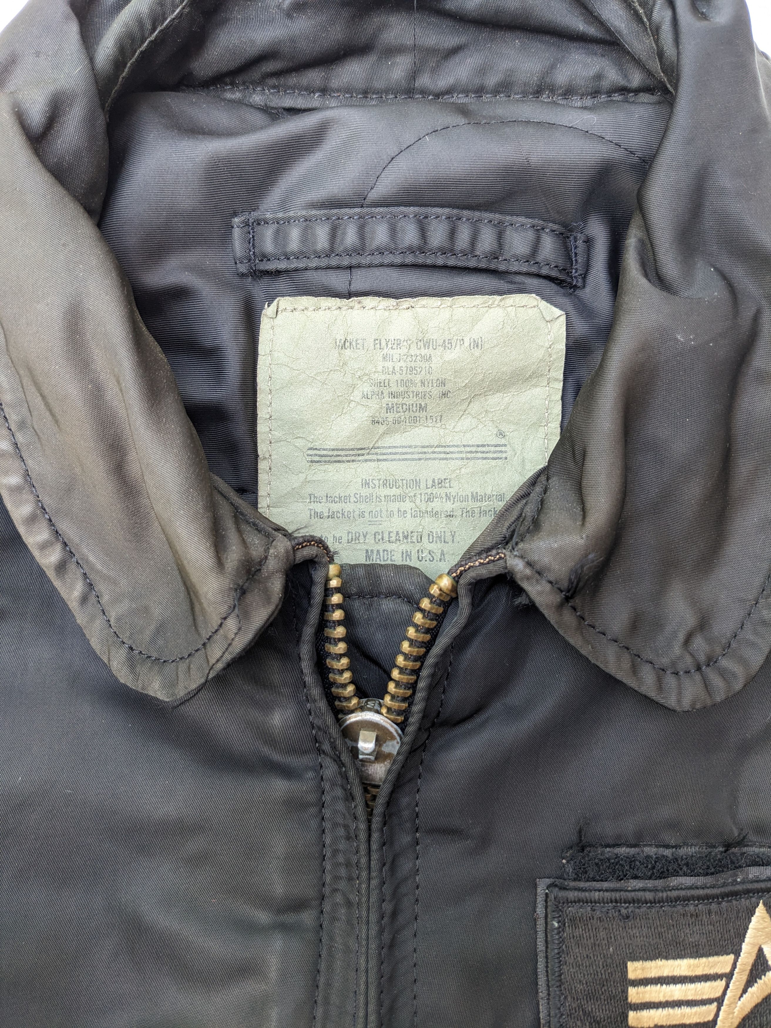 Alpha Industries × Vintage Vintage Alpha Industries sunfaded bomber jacket Size US M / EU 48-50 / 2 - 3 Thumbnail