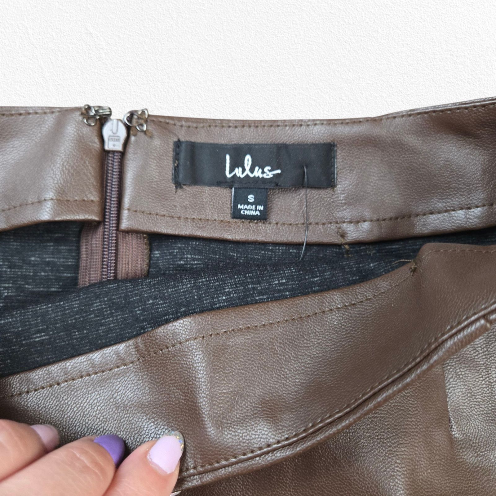 Other Dark Brown Vegan Leather Mini Skirt Size Small Size 26" / US 2 / IT 38 - 5 Thumbnail