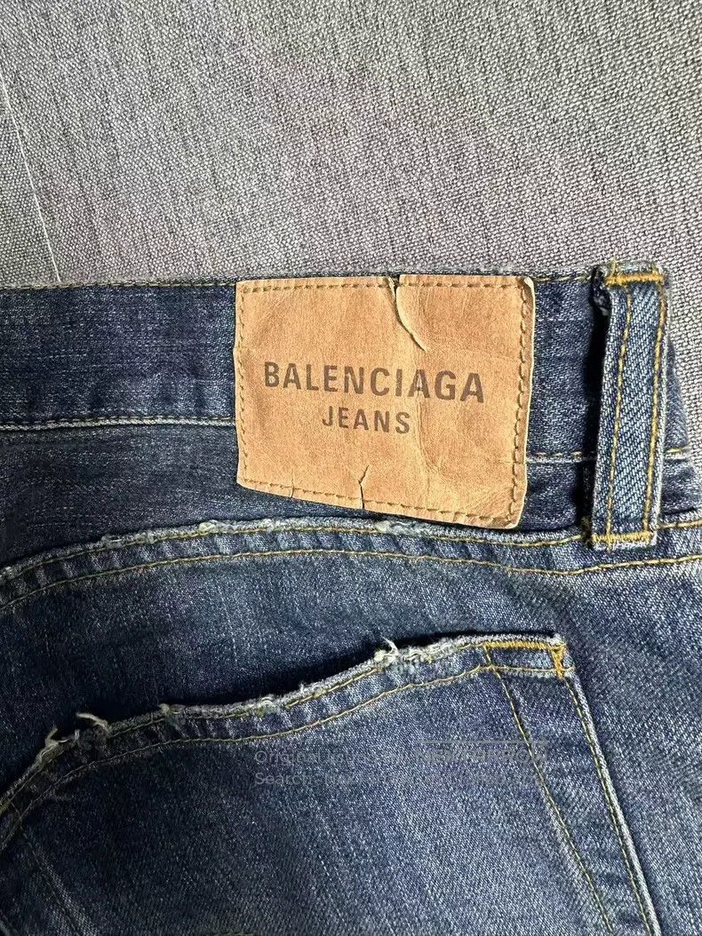 Balenciaga Balenciaga Washed Destroyed Denim Jeans Size US 28 / EU 44 - 4 Thumbnail