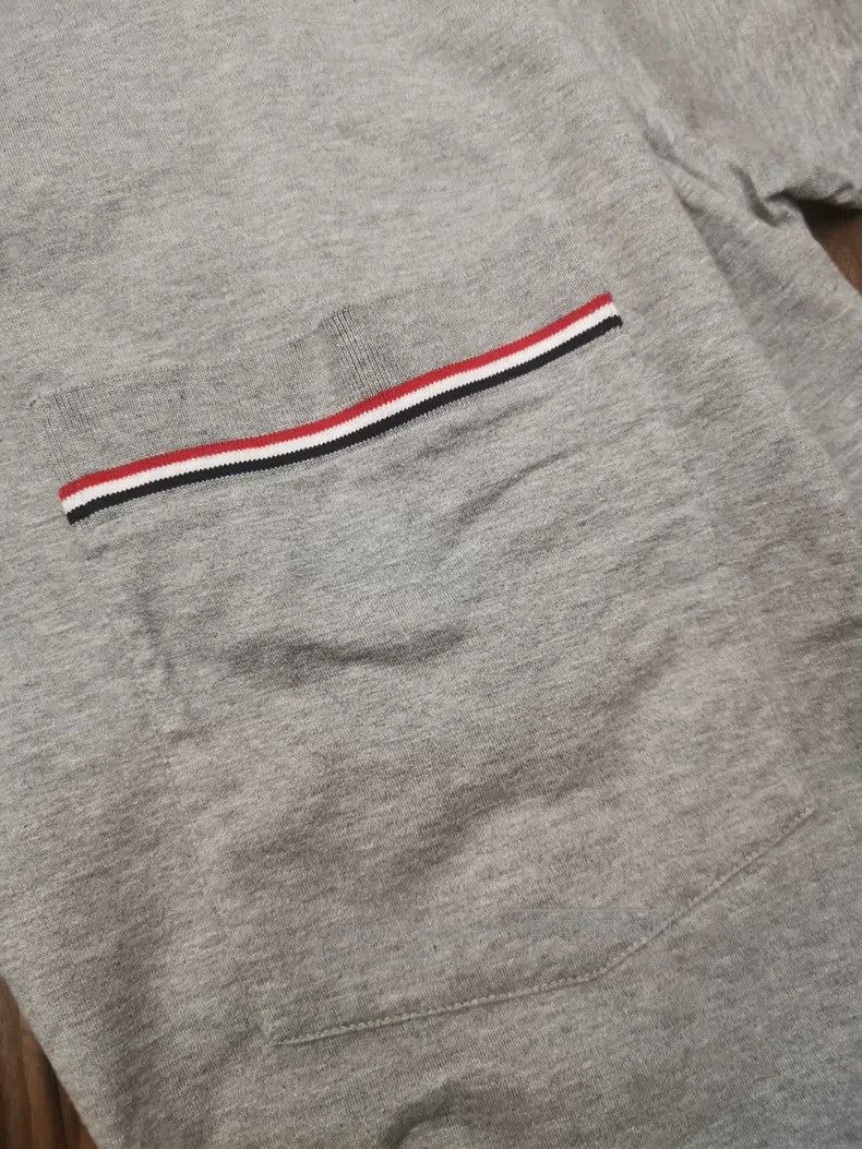 Thom Browne Thom Browne Classic loose-fit batwing short-sleeve T-shirt Size US XS / EU 42 / 0 - 7 Thumbnail