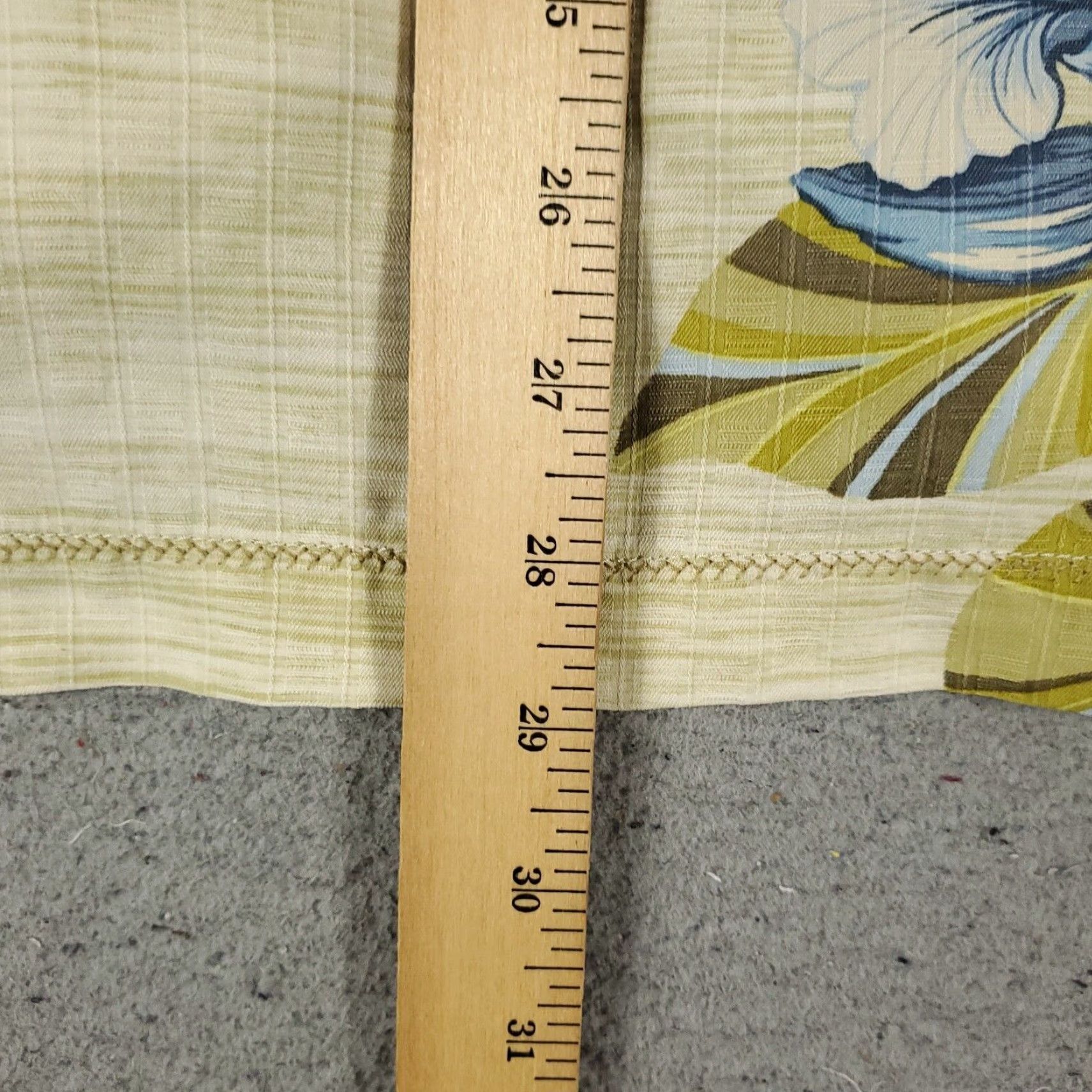 Tommy Bahama VINTAGE not (Wait: it's not vintage) Size US M / EU 48-50 / 2 - 5 Thumbnail