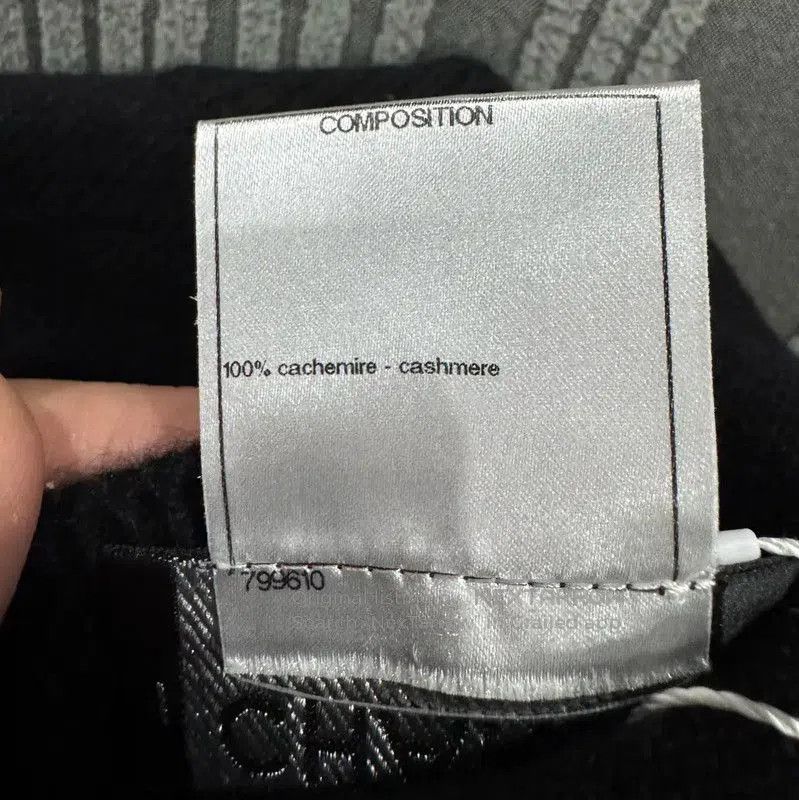 Chanel Chanel Black Wool Women's Sweater . Size S / US 4 / IT 40 - 5 Thumbnail