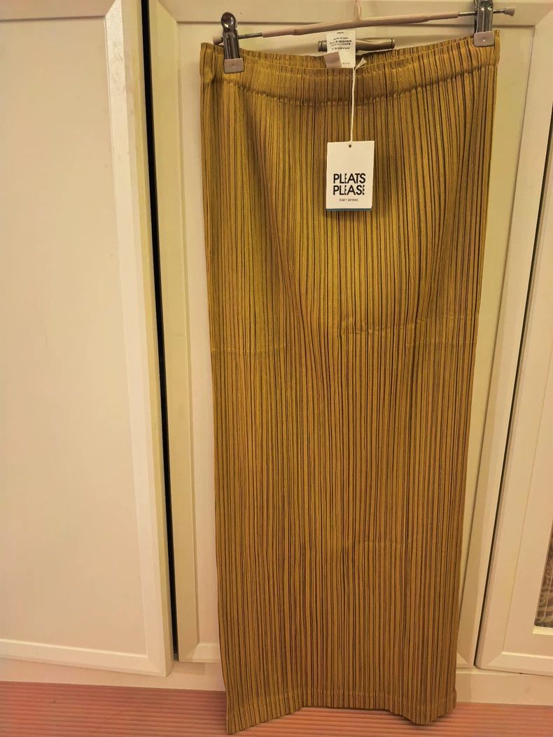 Issey Miyake Issey Miyake size:3 Ginger yellow pleated skirt Size XS / US 0-2 / IT 36-38 - 4 Thumbnail