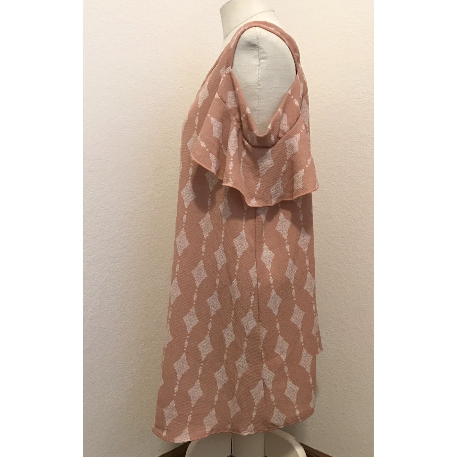 Vintage DUE TIME Maternity Blouse Shirt Womens V-Neck Cold Shoulder Short Sleeve Pink Blush XS? No, L size included. Size L / US 10 / IT 46 - 4 Thumbnail