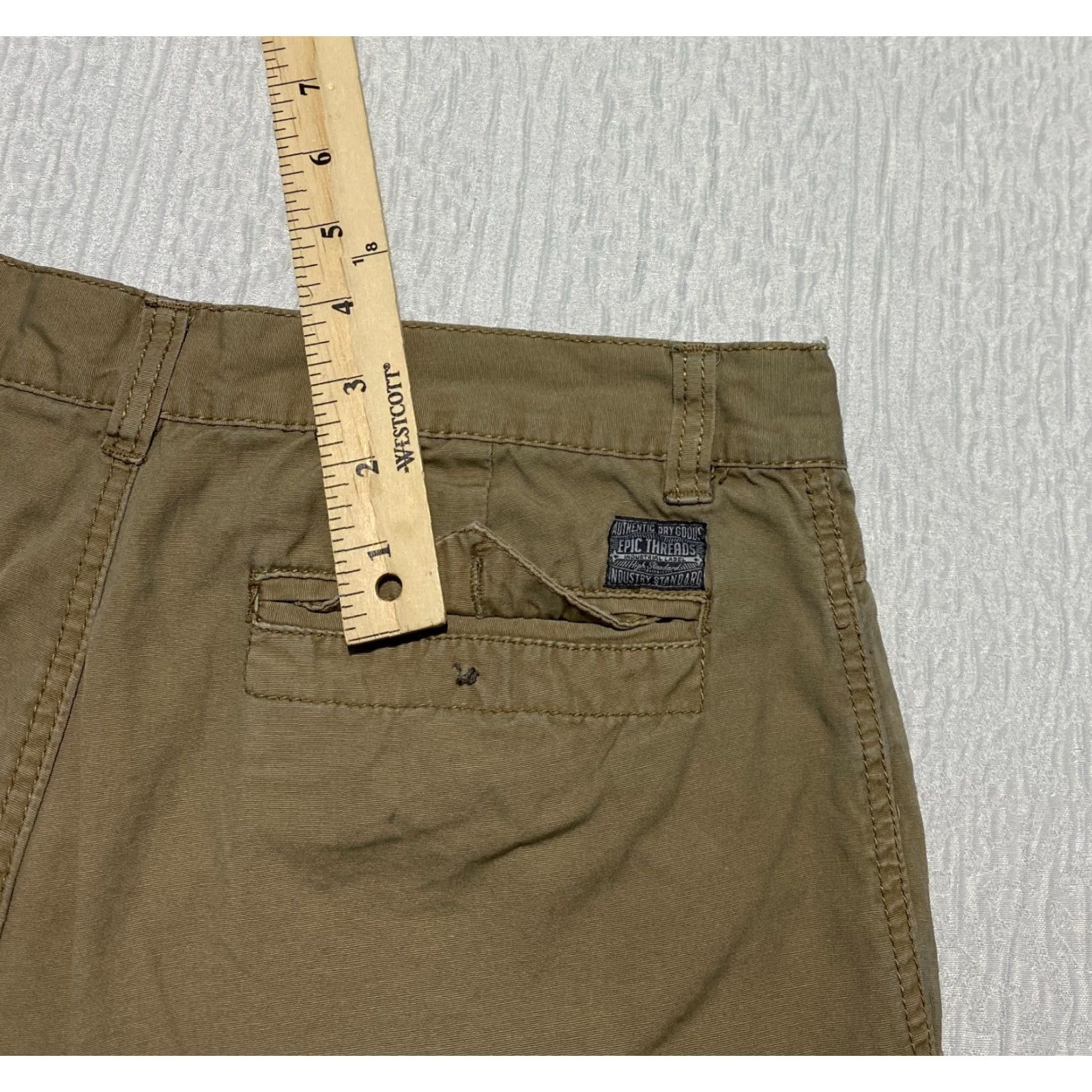 Epic Threads Epic Threads Chino Shorts Men Beige Size 30 Casual Size US 32 / EU 48 - 4 Thumbnail