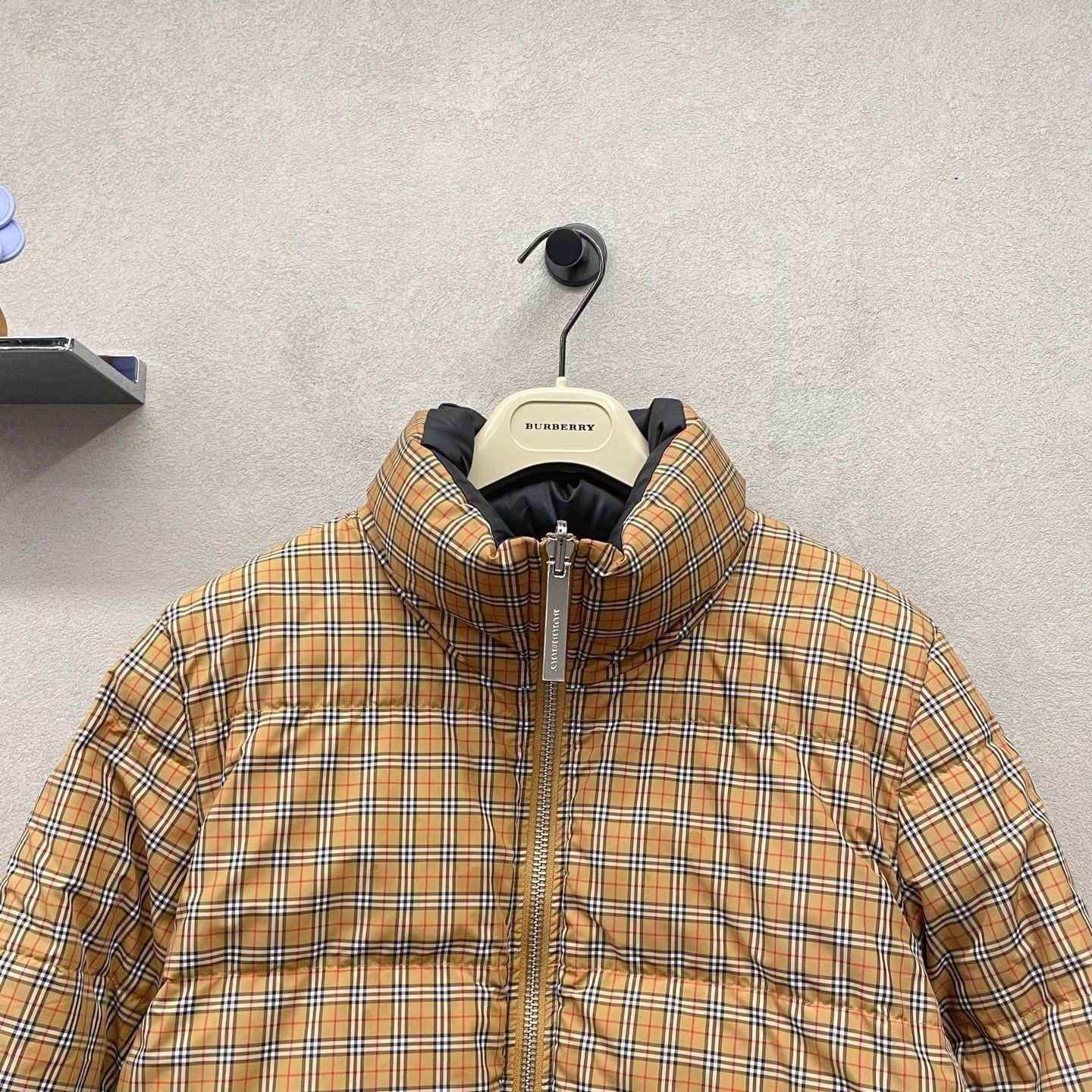 Burberry Burberry Check Down Jacket Size M Size M / US 6-8 / IT 42-44 - 4 Thumbnail