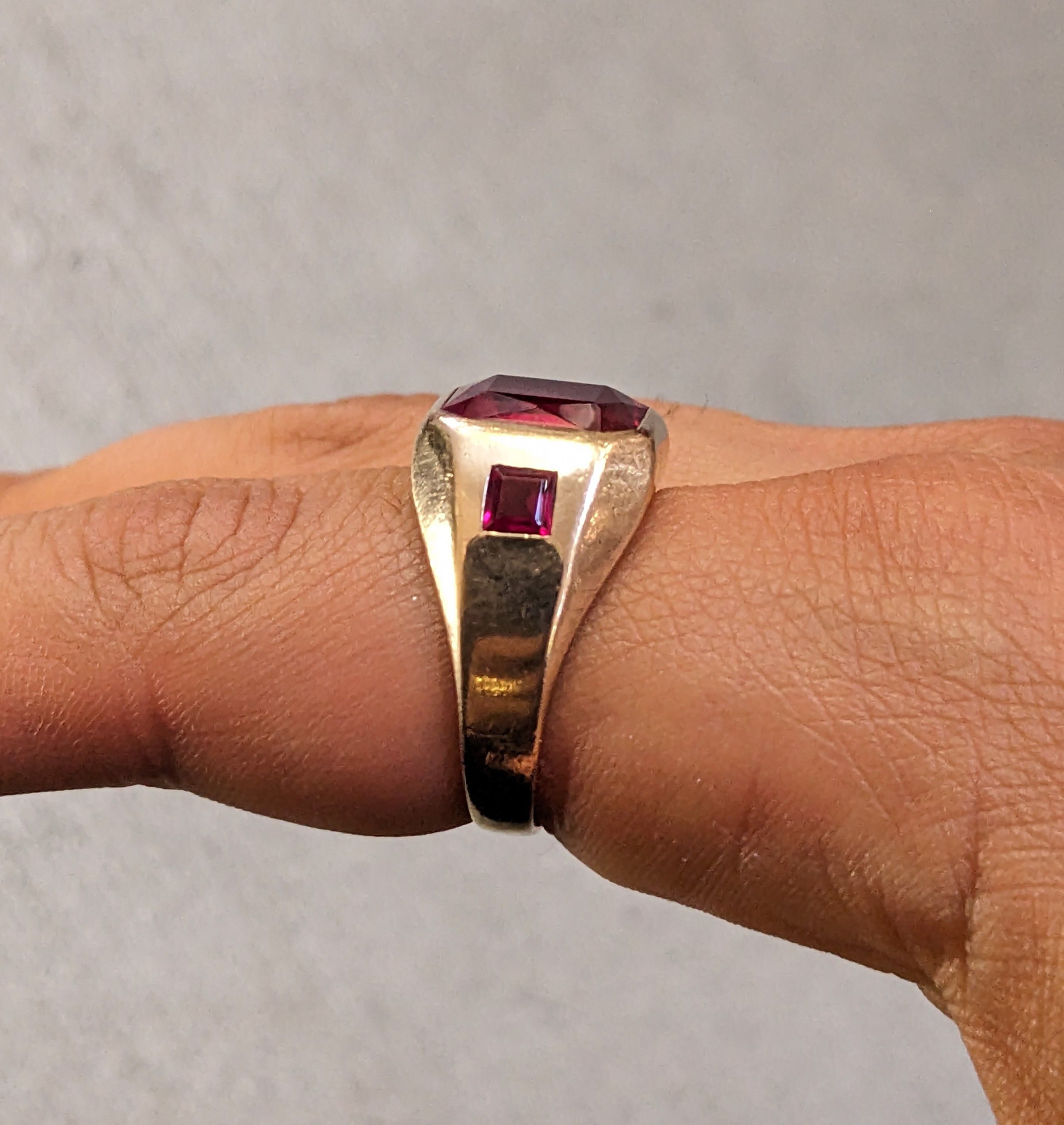 Jewelry Vintage 10K Gold Ring Size 10 Lab Ruby Red Modern Size ONE SIZE - 14 Thumbnail
