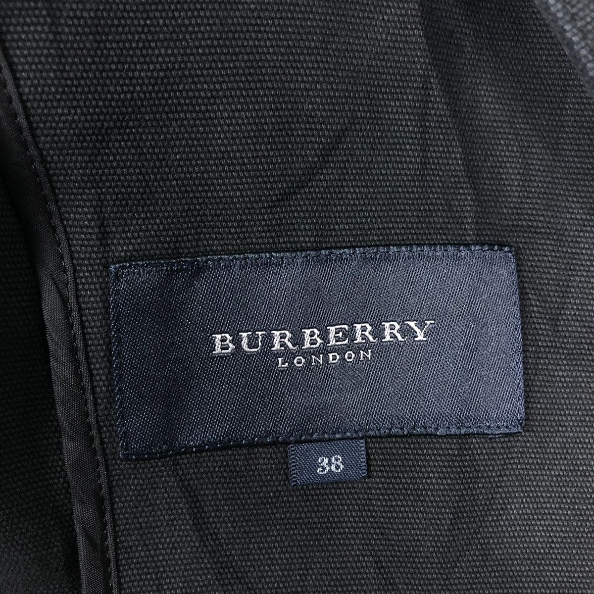 Burberry 📌CROPPED BUTTON JACKET BURBERRY LONDON Size M / US 6-8 / IT 42-44 - 18 Thumbnail