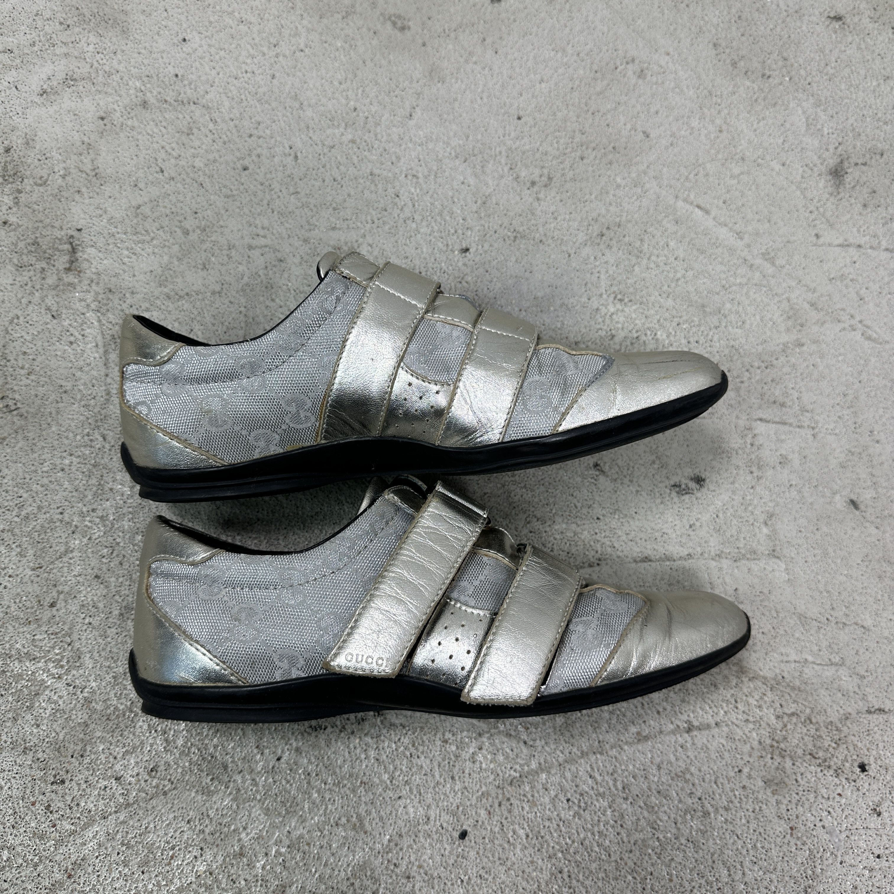 Gucci Vintage Silver Chrome Monogram Gucci Sneakers 00s Size US 6 / IT 36 - 9 Thumbnail