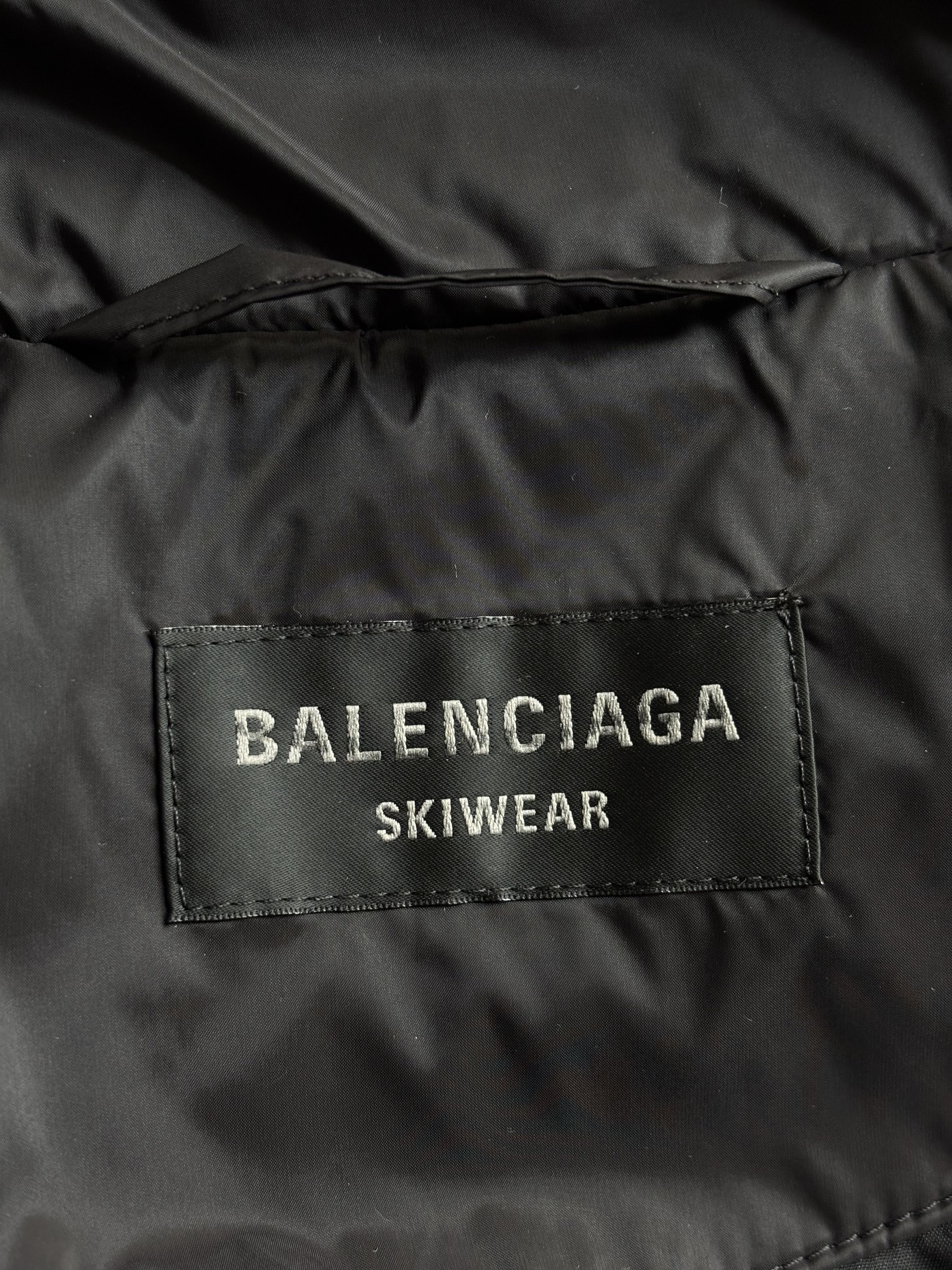 Balenciaga Balenciaga skiwear fitted puffer Size US S / EU 44-46 / 1 - 7 Thumbnail