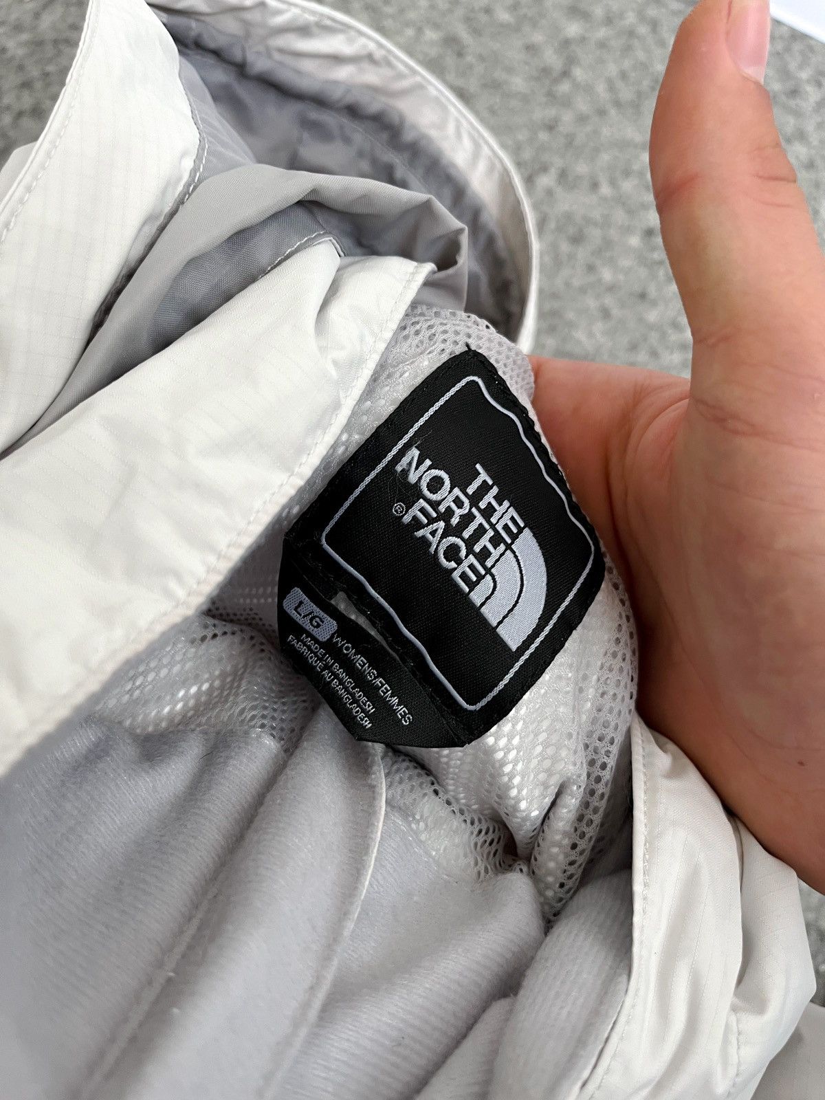 The North Face THE NORTH FACE HyVent WINDBREAKER womens L Size L / US 10 / IT 46 - 4 Thumbnail