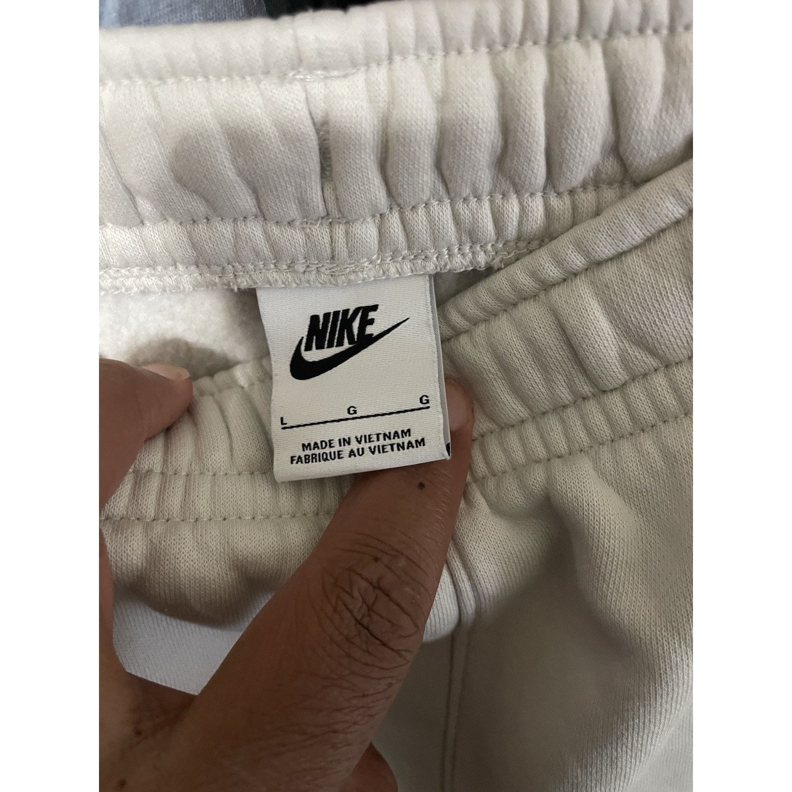 Nike Size L- Nike Sweat Pants Joggers Cargo Light Bone White Size US 42 / EU 58 - 3 Thumbnail