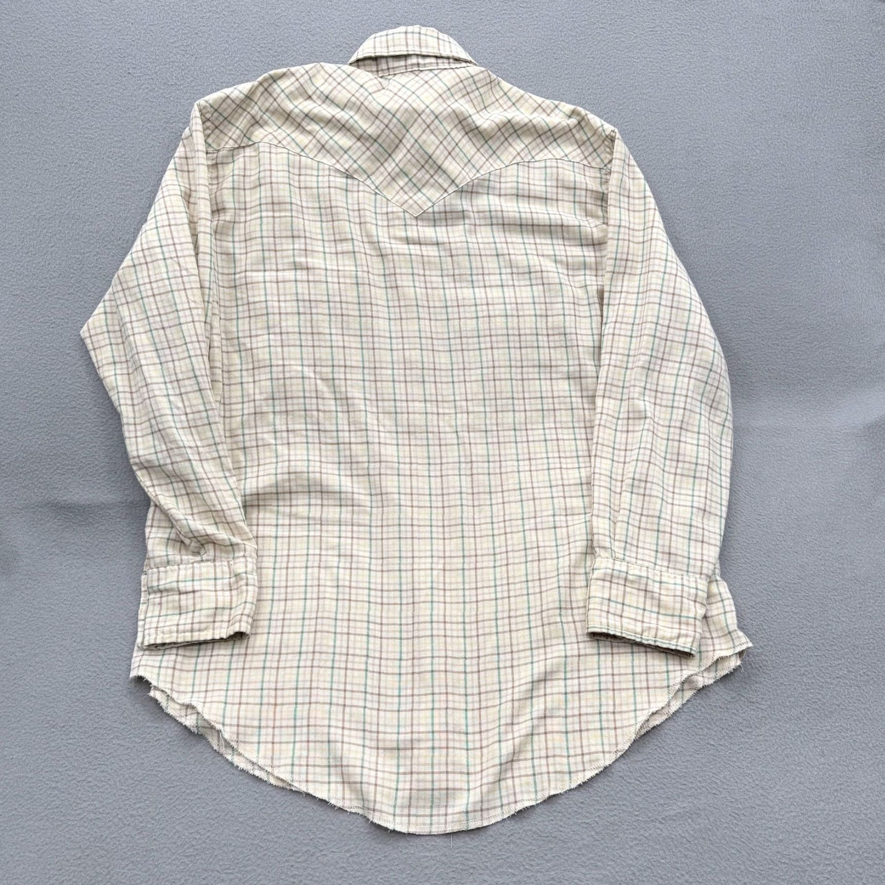 Wrangler VINTAGE Wrangler Shirt Mens XL Beige Plaid Western Pearl Snap 70s USA Big Man Short Description? Size US XL / EU 56 / 4 - 2 Thumbnail
