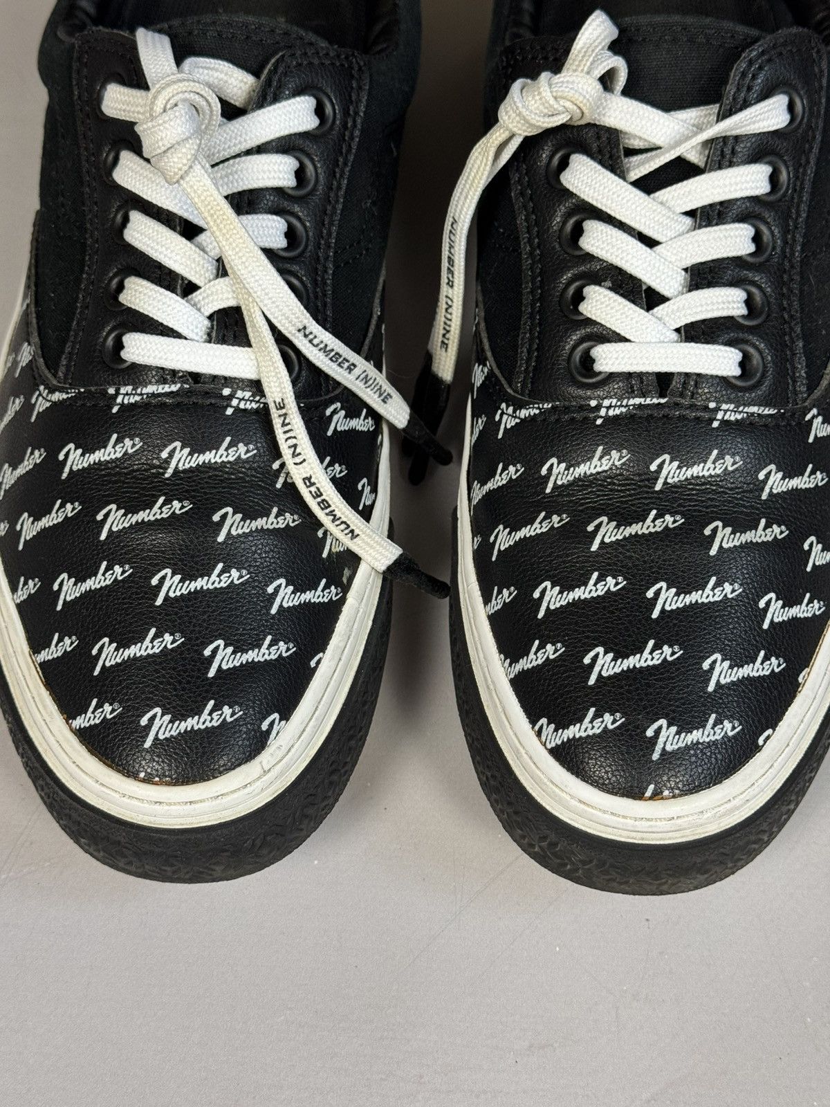 Number (N)ine Number Nine Slack Fender Logo Shoes(Black/9,5US) Size US 9.5 / EU 42-43 - 10 Thumbnail