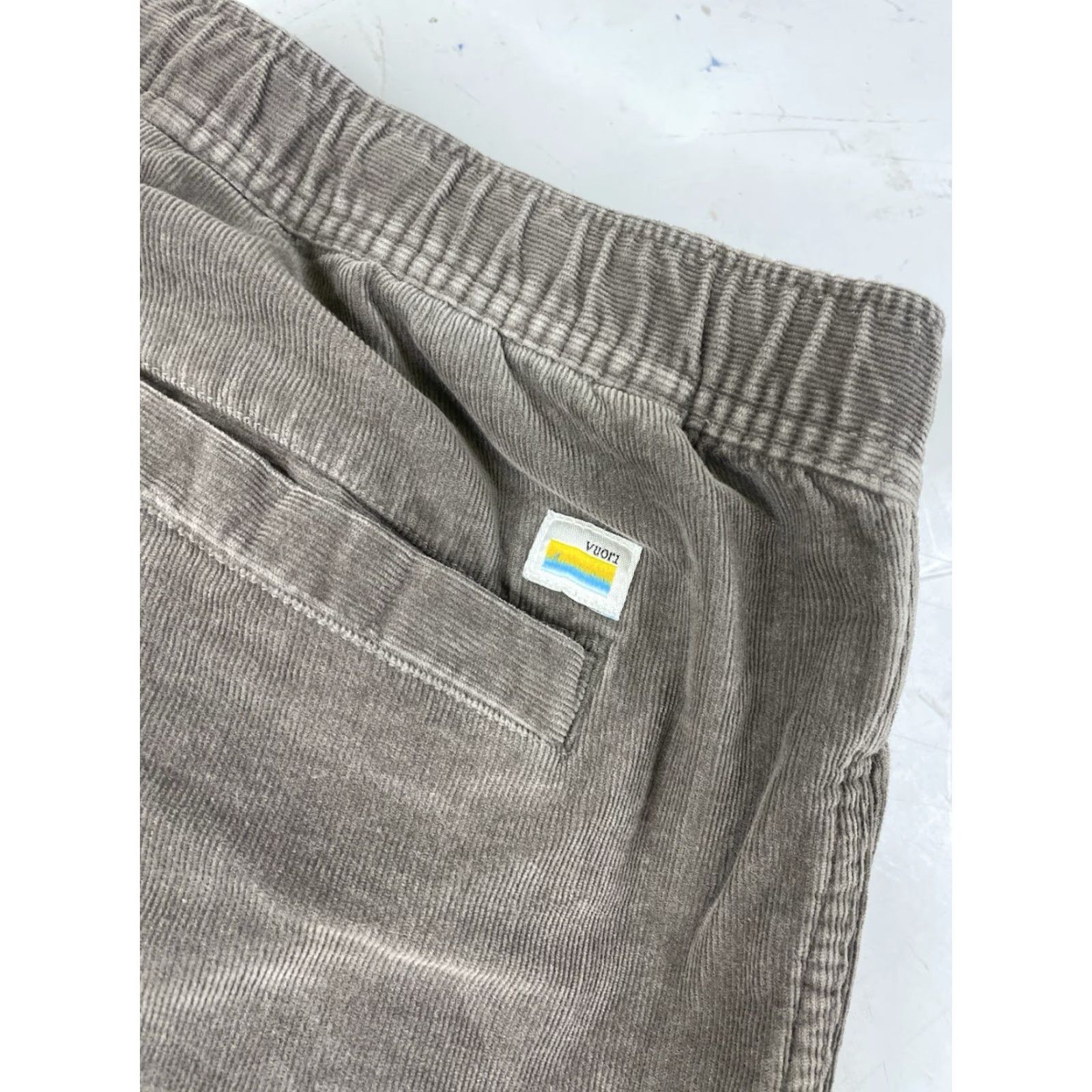 Vuori Vuori Optimist Pants Mens L Gray Corduroy Elastic Waist Drawstring V440 Size US 33 - 7 Thumbnail