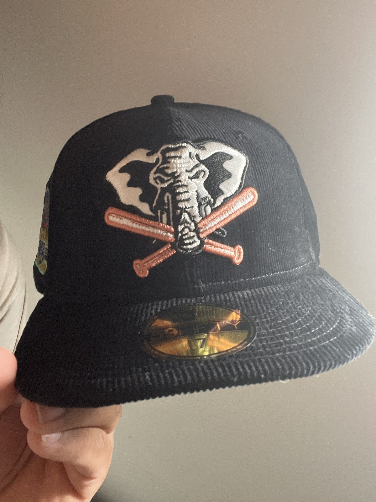 Hat Club × MyFitteds × New Era 7 GTA MyFitteds GTA Vice city corduroy stomper fitted Size ONE SIZE - 1 Thumbnail