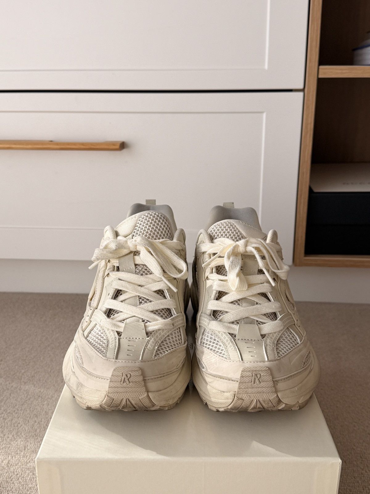 Represent Clo. Represent Clo Storm Runner – Off White – US 9 Size US 9 / EU 42 - 2 Thumbnail