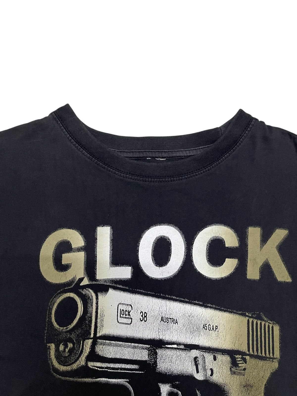Vintage Vintage Sun Faded Glock Perfection Promo Tee Size US L / EU 52-54 / 3 - 5 Thumbnail