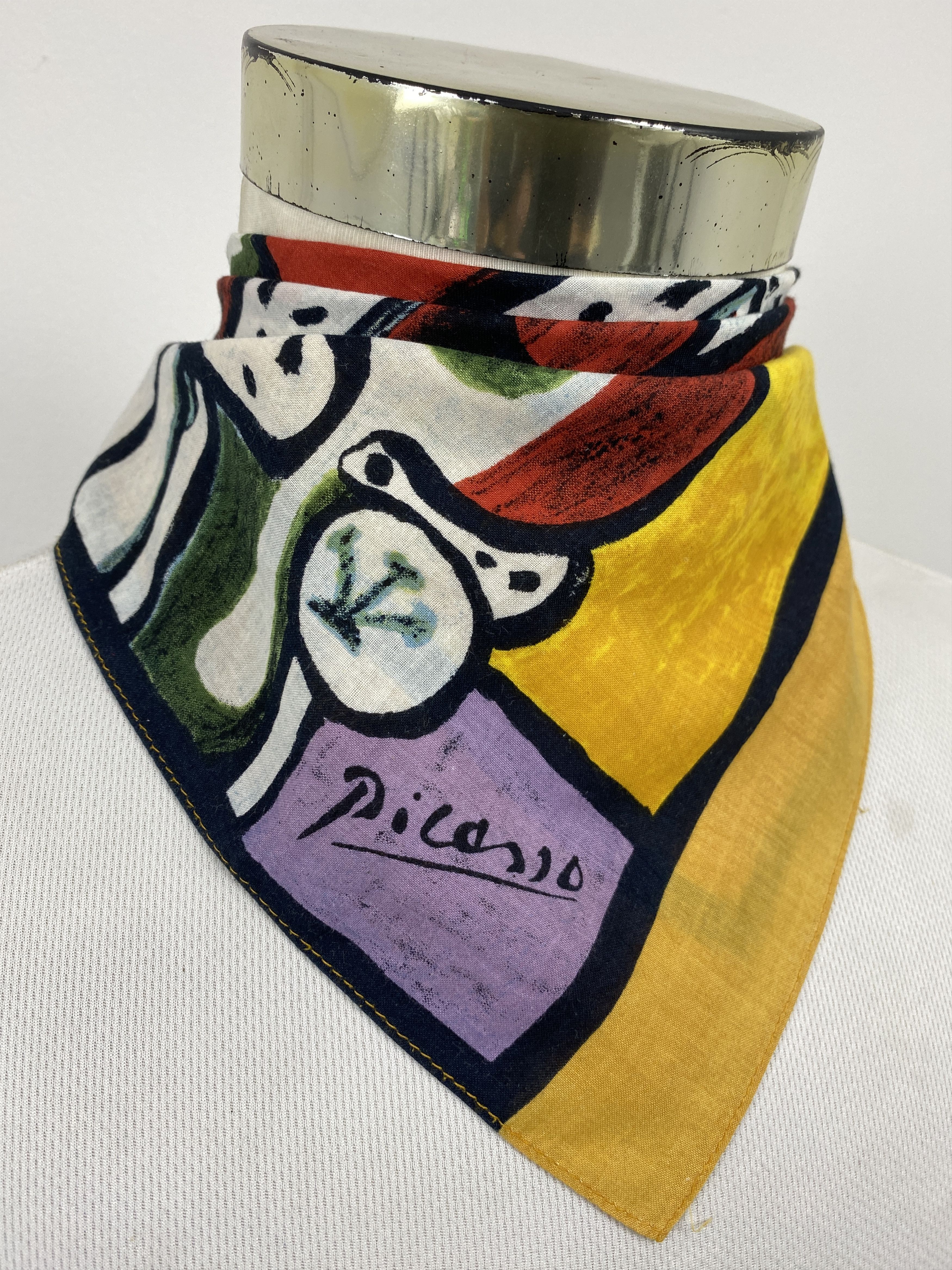 Vintage Picasso Art Bandana Handkerchief Neckerchief HKC1156 Size ONE SIZE - 2 Thumbnail