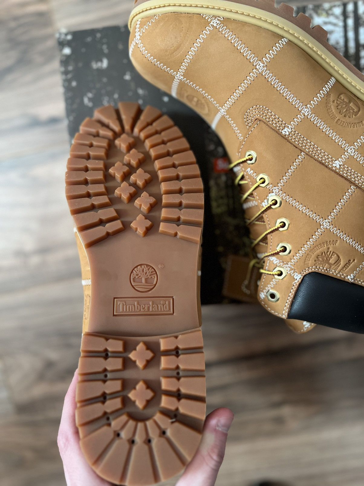 Supreme × Timberland Supreme Patchwork Timberland 6” Premium Waterproof Boot Size US 11 / EU 44 - 11 Thumbnail