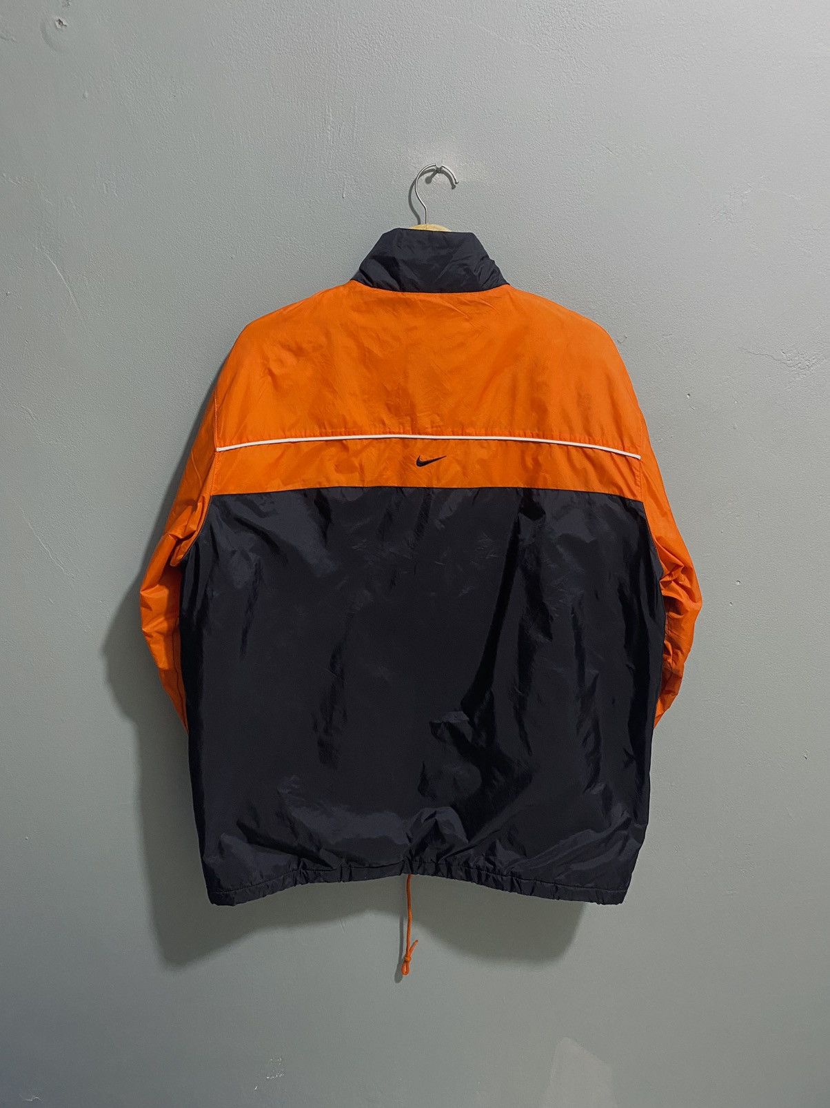 Nike Vintage Nike Windbreaker Jacket Size US L / EU 52-54 / 3 - 6 Thumbnail