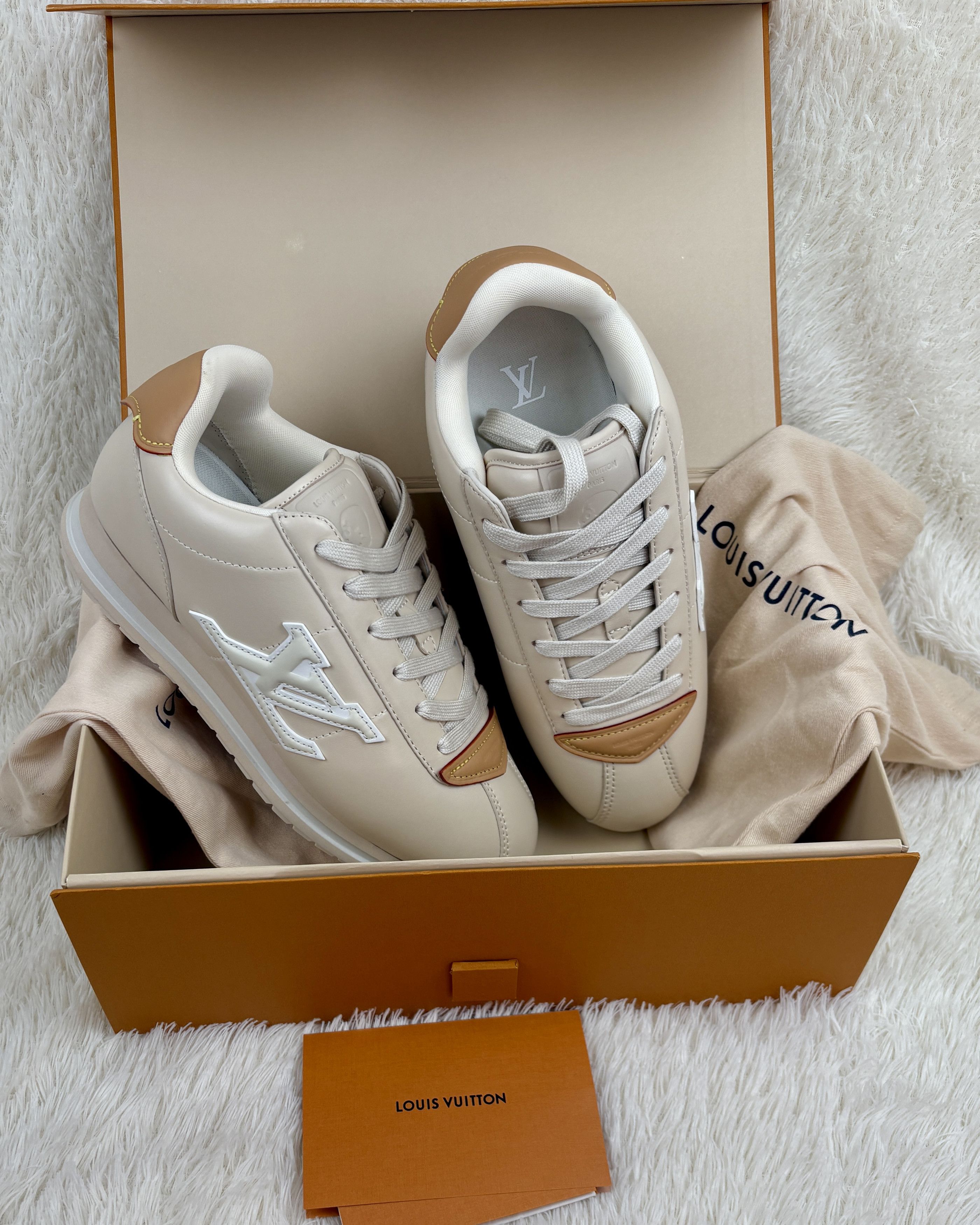 Louis Vuitton 100% original L Vuitton BUTTERSOFT men's sneakers. UK Size 9 Size US 10 / EU 43 - 1 Thumbnail
