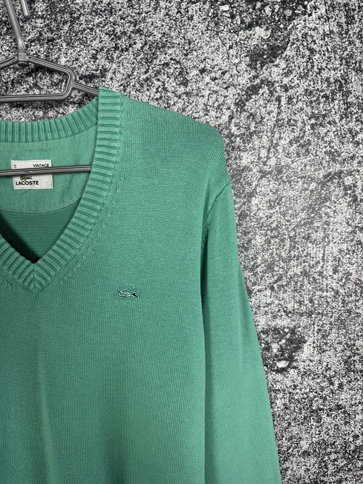Lacoste Men’s Lacoste Vintage Washed V-Neck Sweater Pullover Size 5 Size US L / EU 52-54 / 3 - 2 Thumbnail