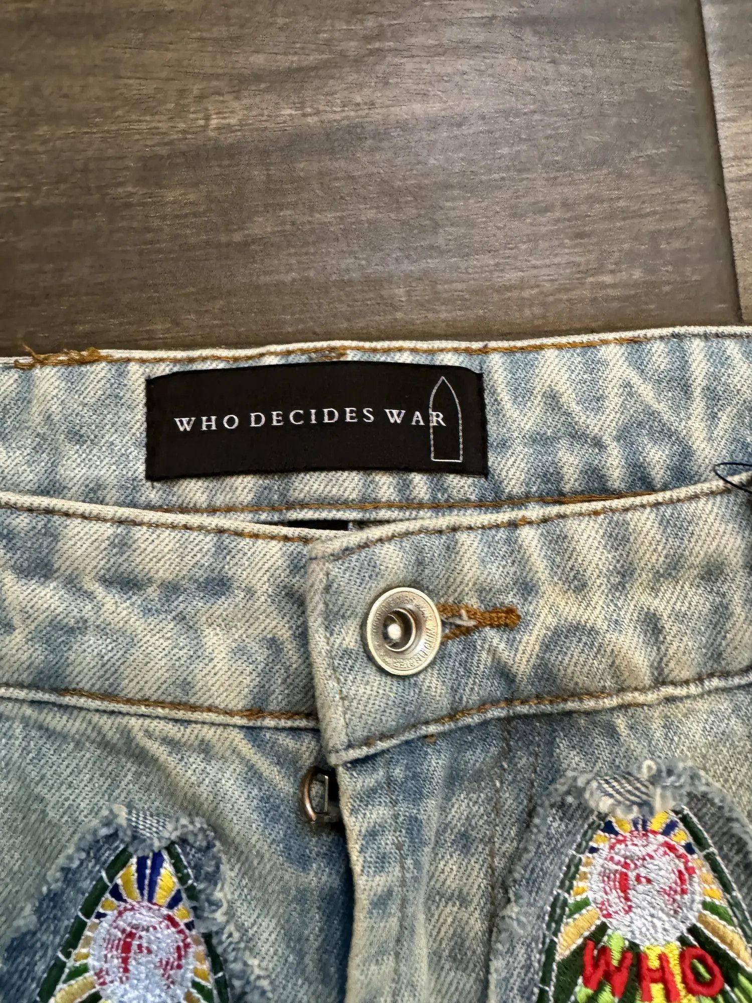 Who Decides War Coliseum Fusion Stained Glass Cathedral Distressed Denim Size US 34 / EU 50 - 6 Thumbnail