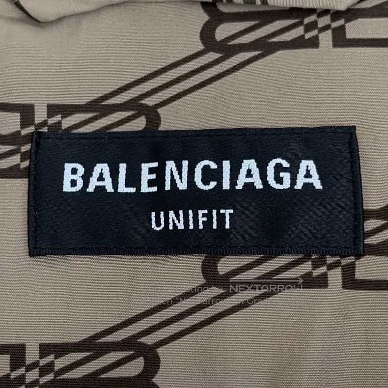 Balenciaga Balenciaga Caramel Logo All-Over Printed Cotton Stand Coll Size US XS / EU 42 / 0 - 5 Thumbnail