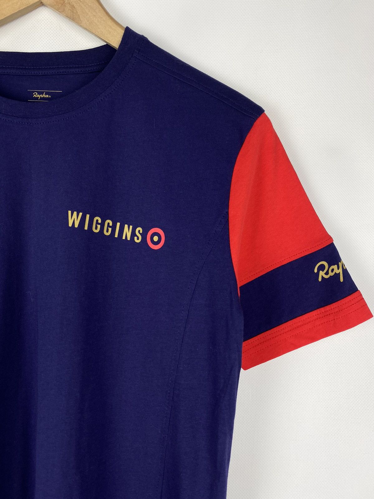 Rapha BNWT! Rapha Bradley Wiggins men’s cycling t shirt size S Size US S / EU 44-46 / 1 - 8 Thumbnail