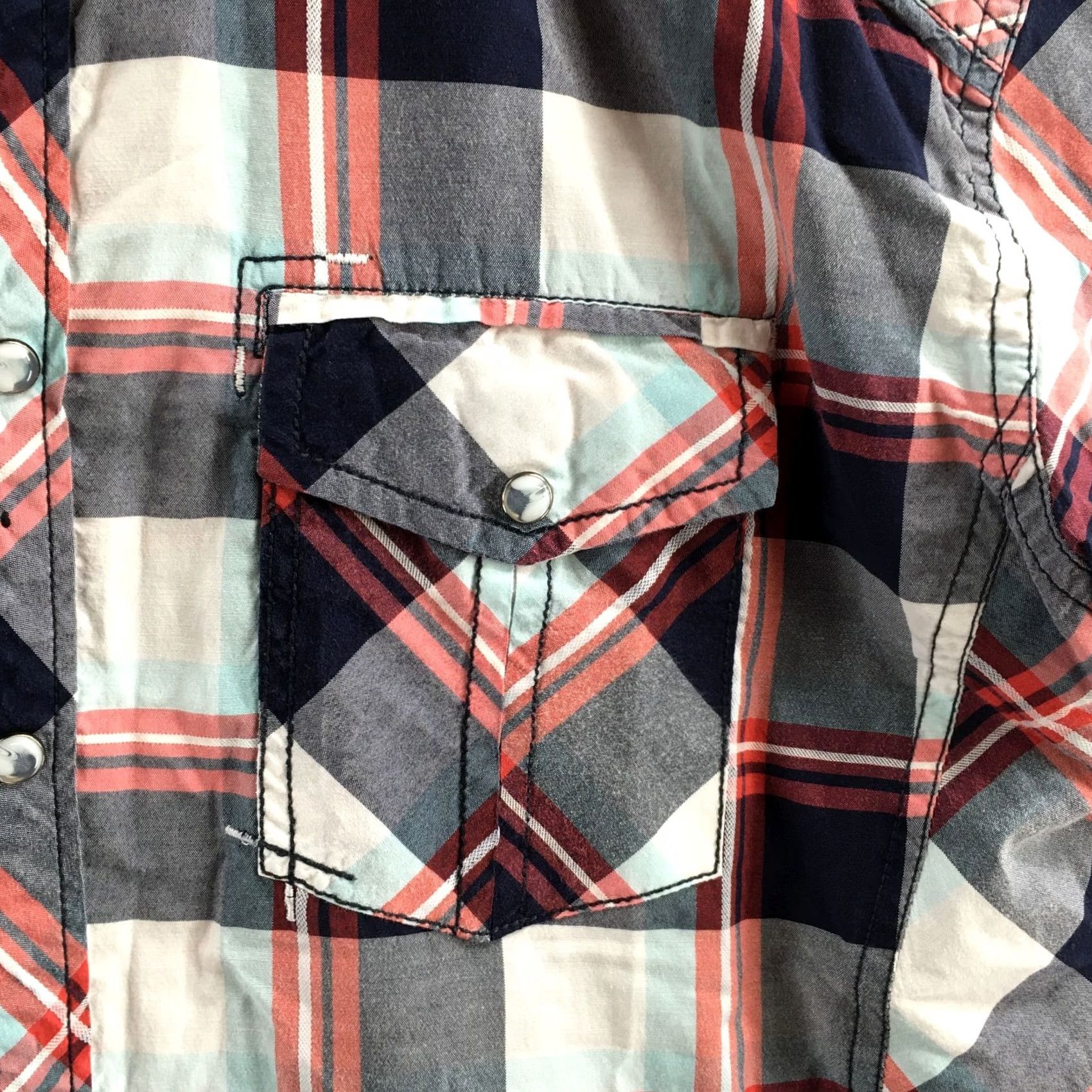 BKE BKE Shirt Mens L Athletic Fit Red Plaid Short Sleeve Button Front Top Size US L / EU 52-54 / 3 - 5 Thumbnail