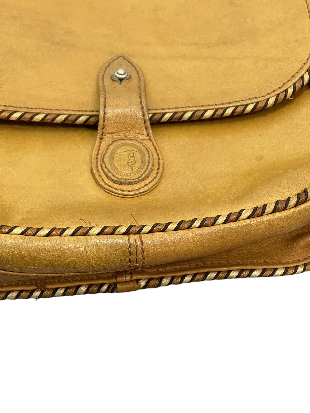 Japanese Brand Cross Body Vtg Trussardi Italy Full Leather Bag 1🟩 Size ONE SIZE - 8 Thumbnail