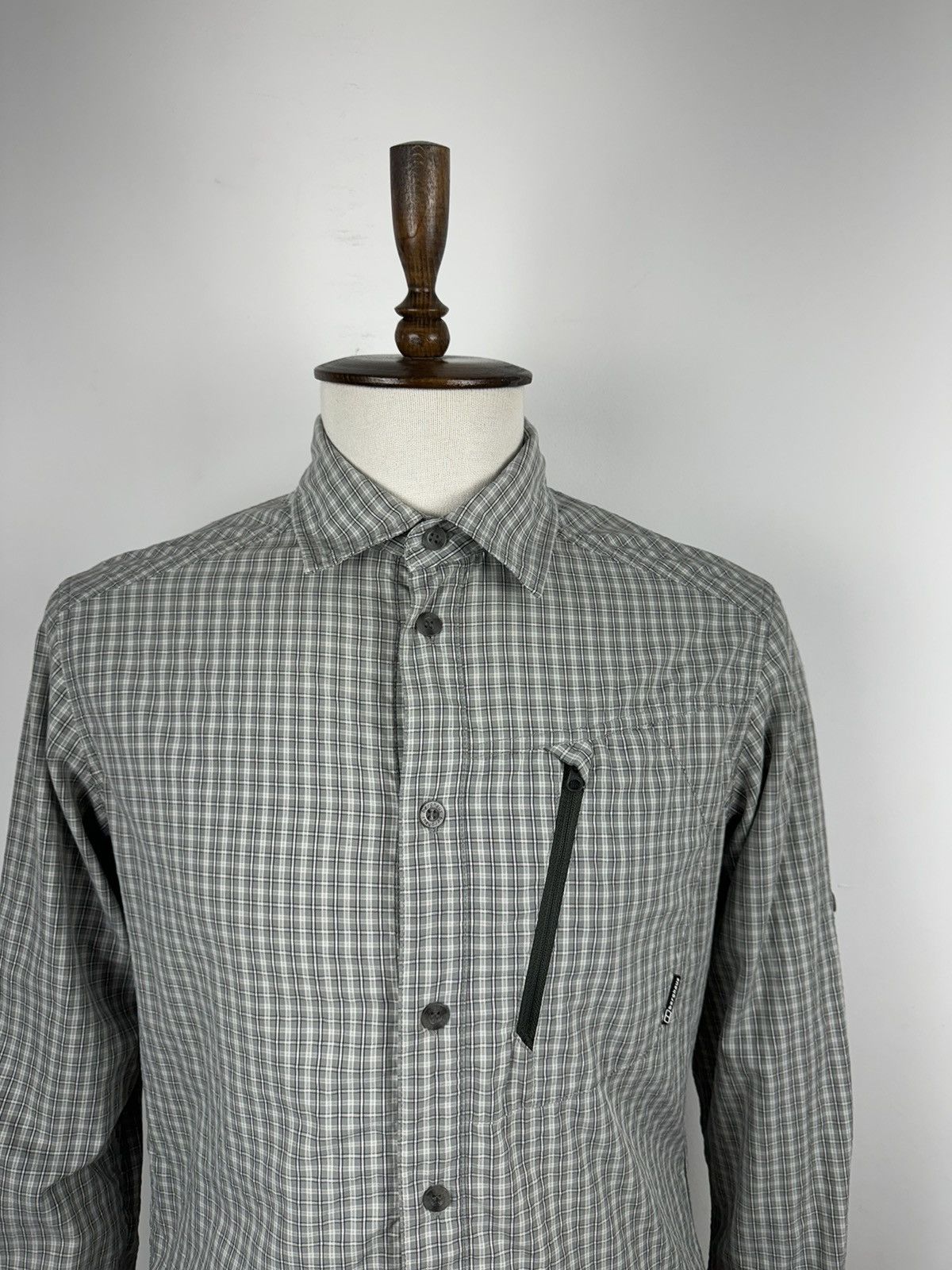 Berghaus Men’s Berghaus Trekking Hiking Long Sleeve Shirt size M Size US M / EU 48-50 / 2 - 2 Thumbnail