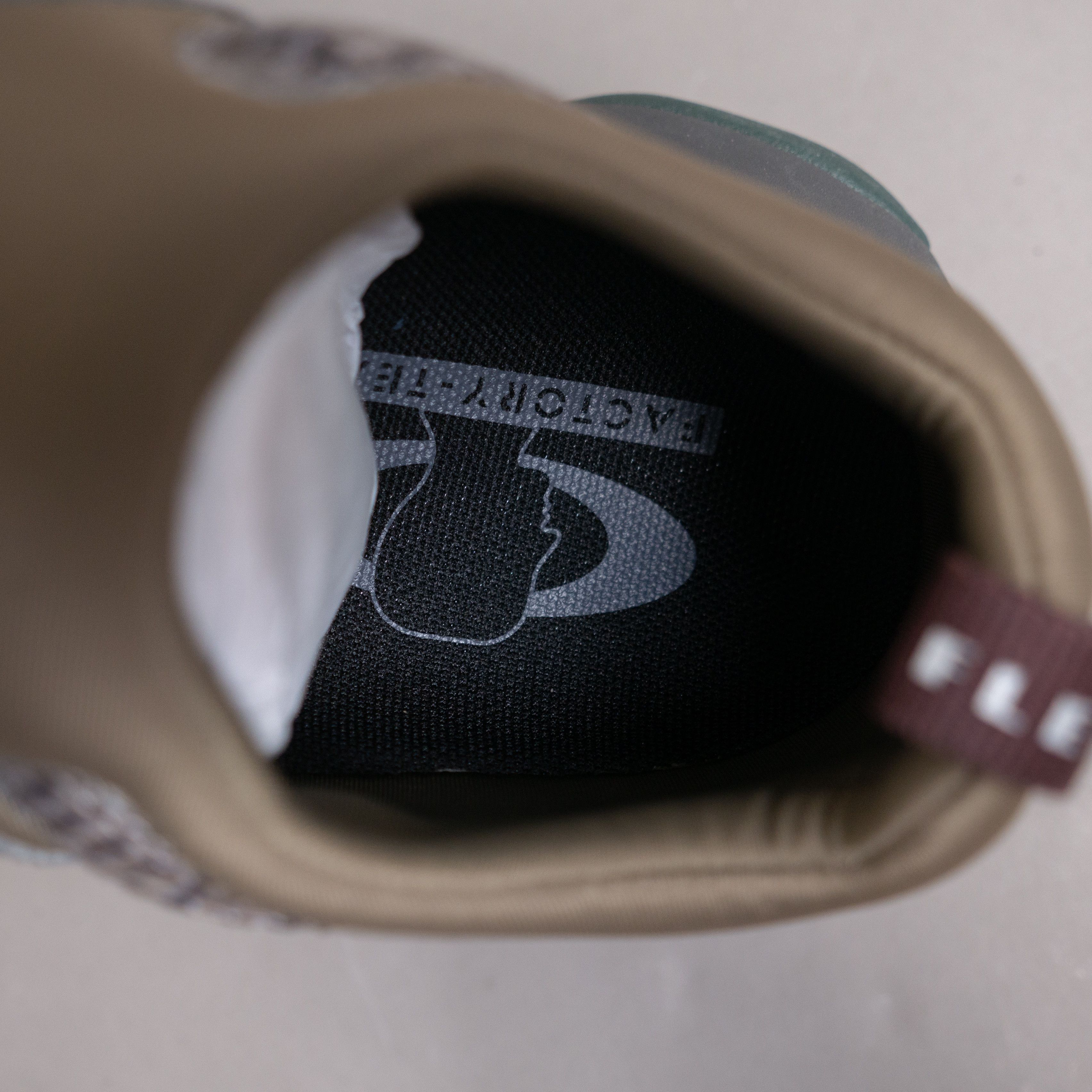 Brain Dead × Oakley Brain Dead x Oakley Python Flesh Dusky Green 8 Size US 8 / EU 41 - 9 Thumbnail