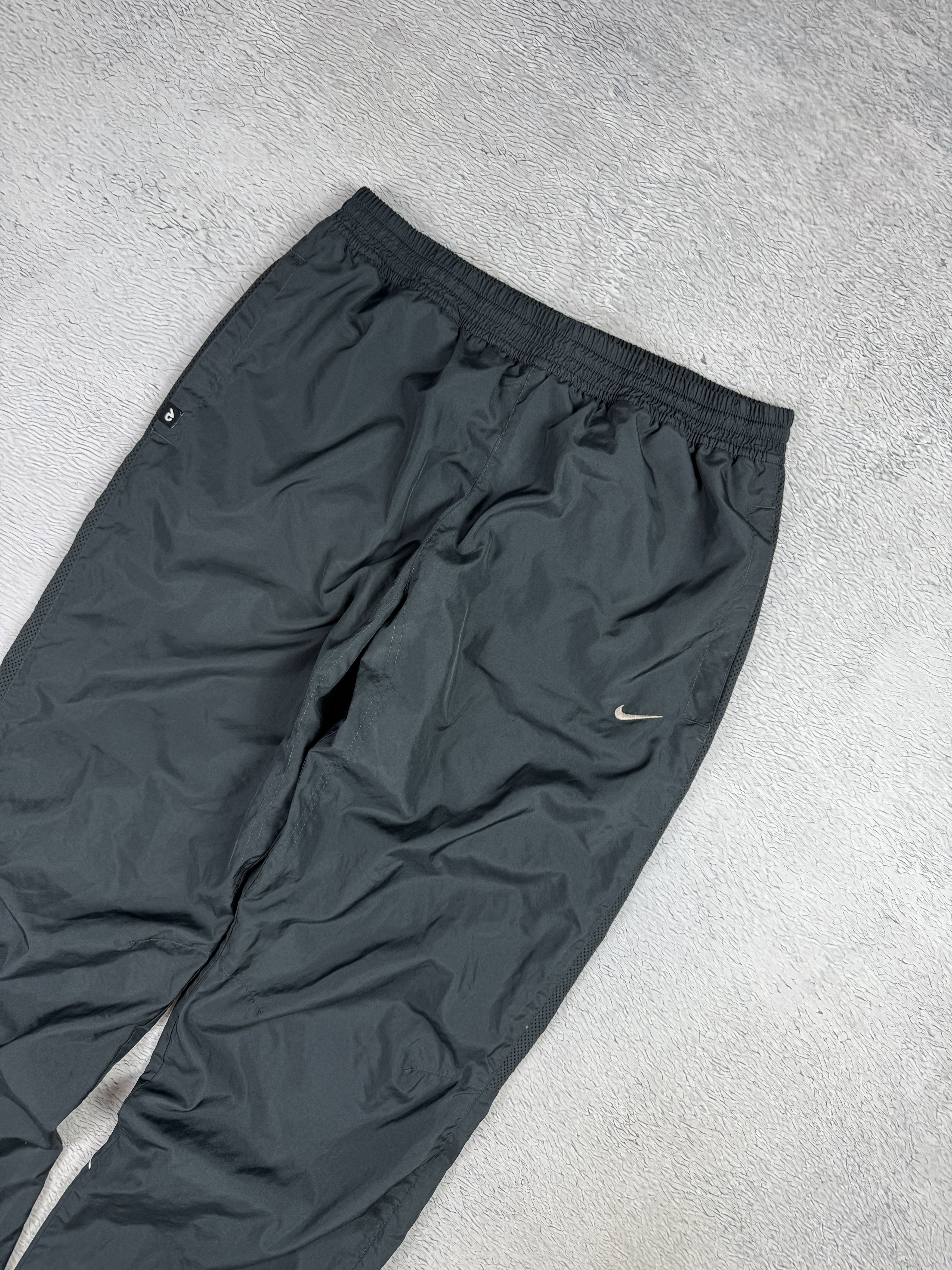 Nike × Vintage Nike Vintage Track Pants Nylon Parachute Windbreaker Grey Size US 32 / EU 48 - 2 Thumbnail