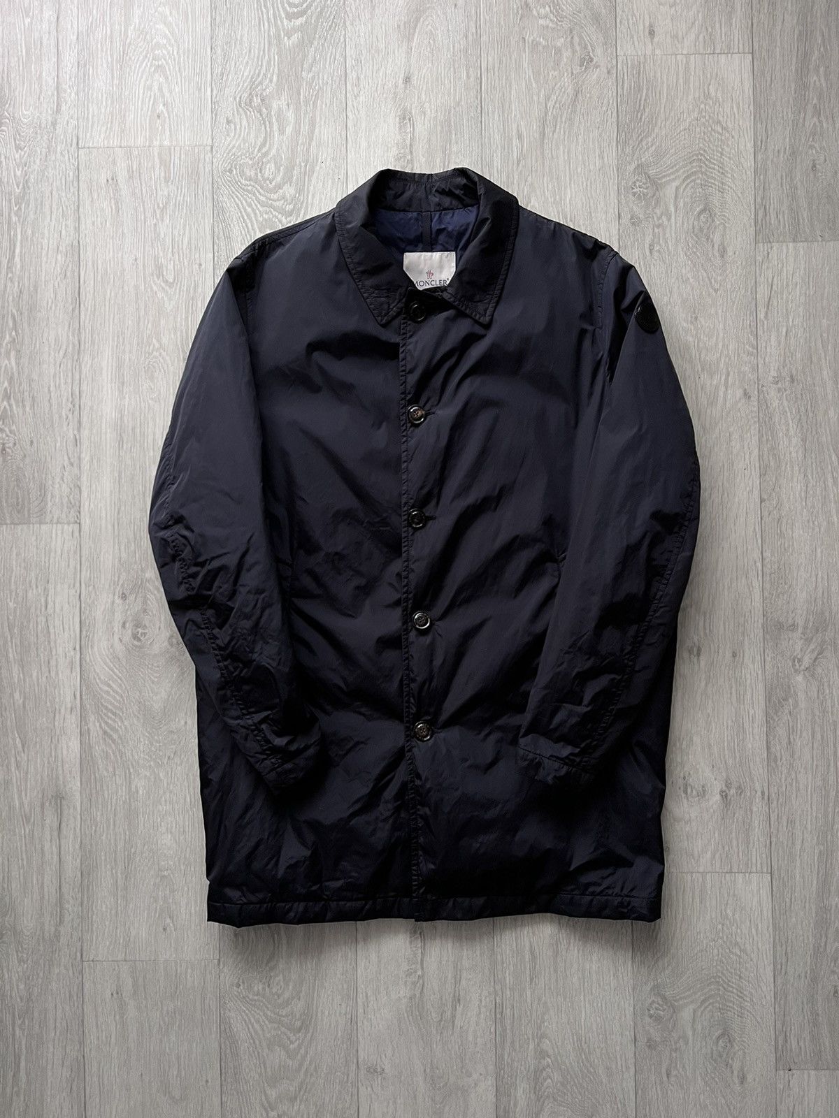 Moncler Basilic Coat Light Trench Black edition Logo