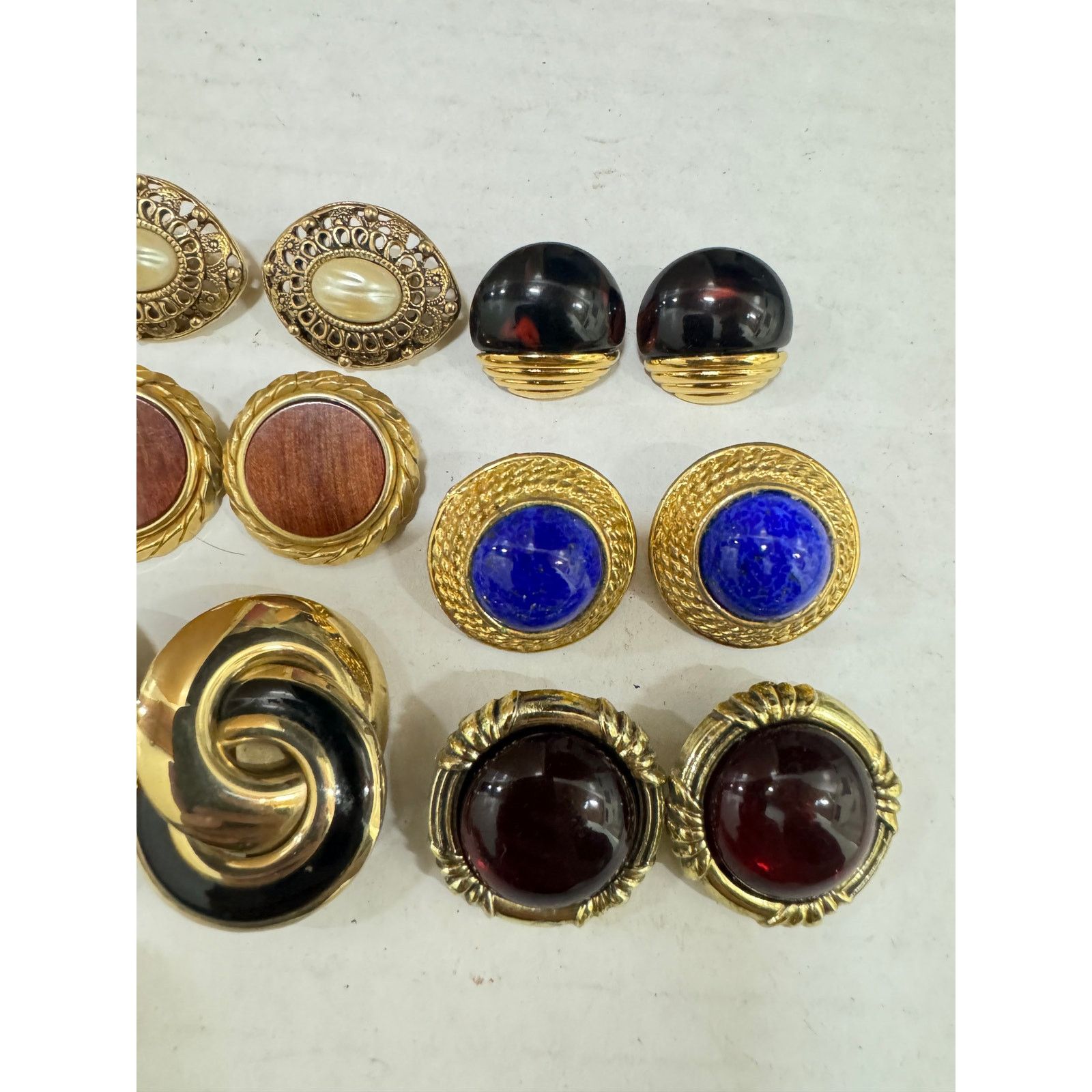 Vintage 6 Pairs - Vintage Clip on Earrings - Gold Tone Size ONE SIZE - 3 Thumbnail