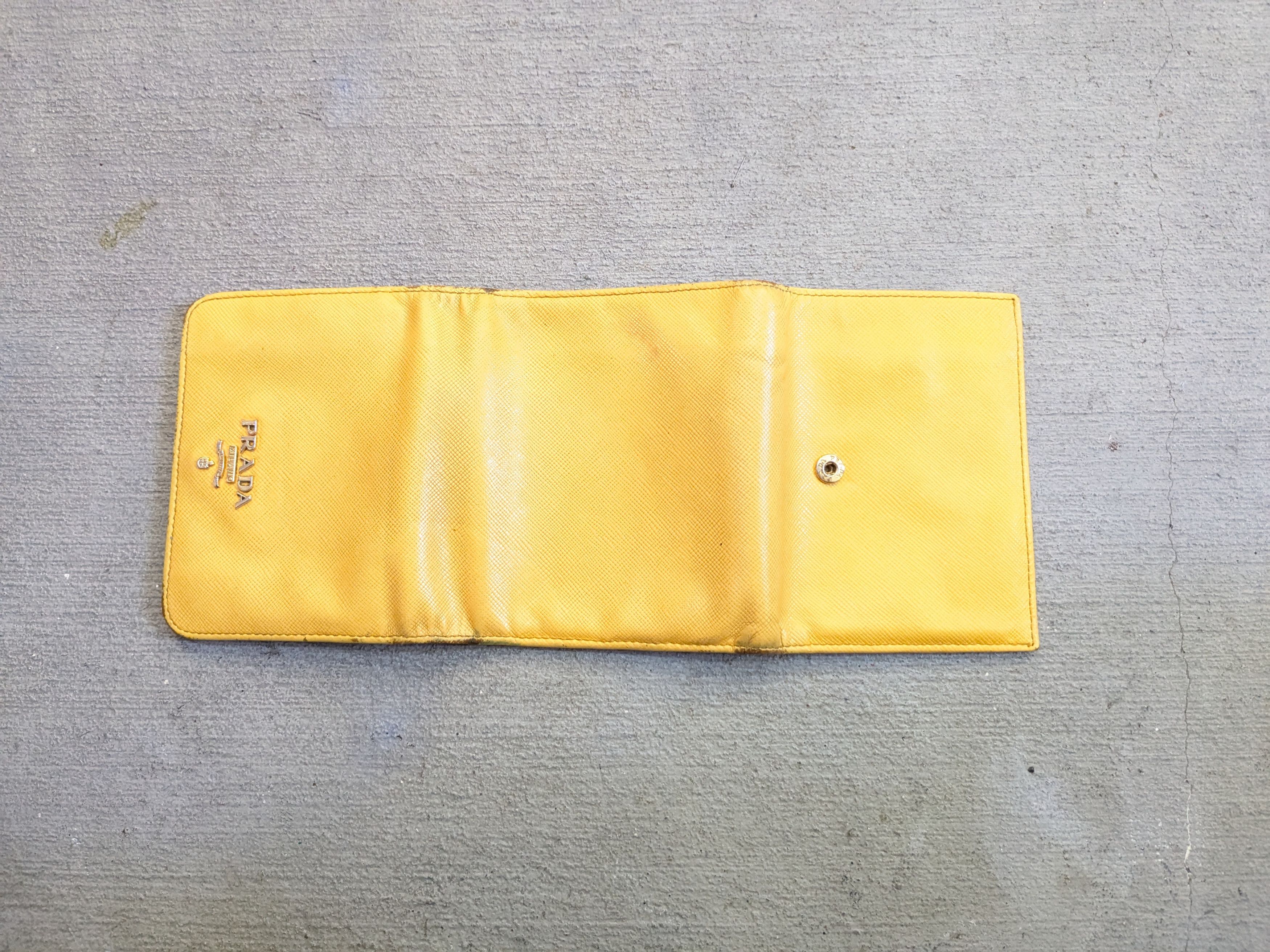 Prada Prada Wallet Yellow Leather Trifold Cardholder Y2K Size ONE SIZE - 5 Thumbnail