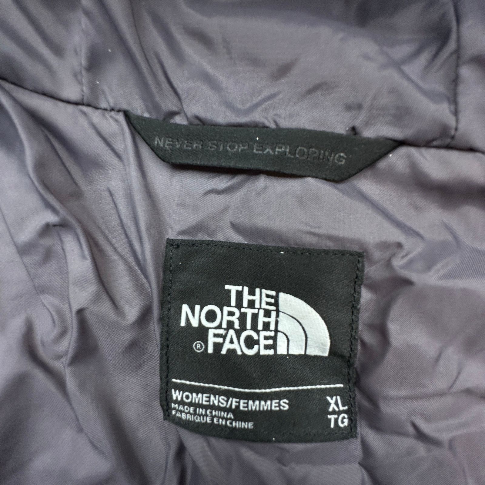 The North Face The North Face 550 Down Metropolis Puffer Jacket Womens XL Size XL / US 12-14 / IT 48-50 - 3 Thumbnail