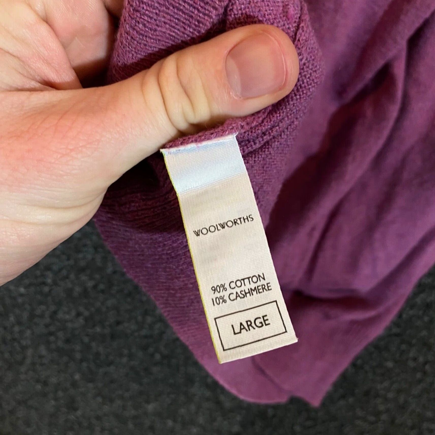 Vintage VINTAGE? No — Actually: WOOLWORTHS Sweater Mens Large Cashmere Blend Fuchsia Long Sleeve V-Neck Size US L / EU 52-54 / 3 - 7 Thumbnail