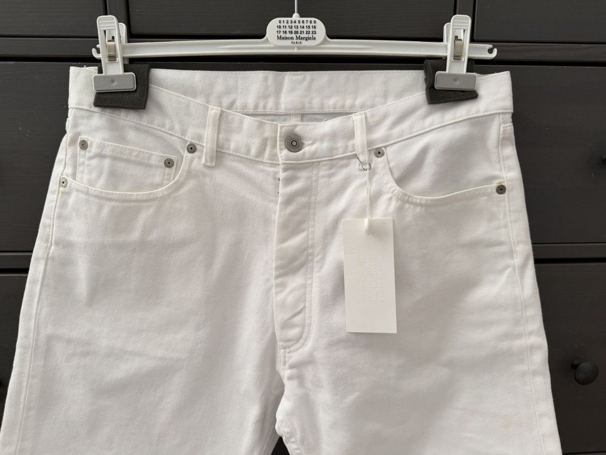 Maison Margiela AW23 Line 10 white denim jeans, size 34, made in Italy Size US 34 / EU 50 - 2 Thumbnail
