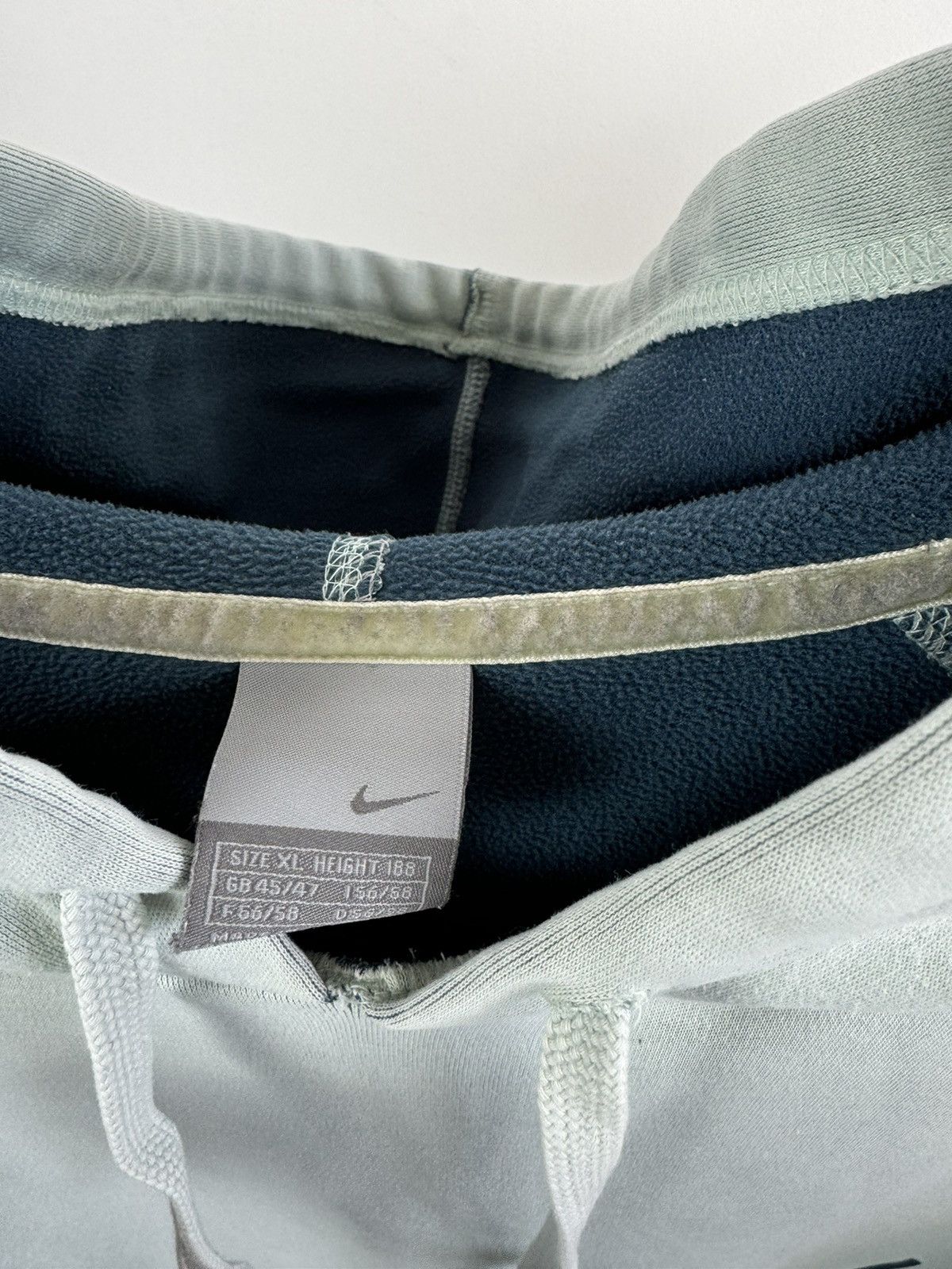 Vintage Vintage Nike Air 72 Big Logo Hoodie Silver Tag Size US XL / EU 56 / 4 - 5 Thumbnail