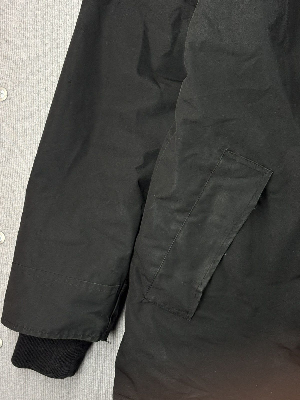 Canada Goose Canada Goose parka chateau coat midlength jacket Size US M / EU 48-50 / 2 - 19 Thumbnail