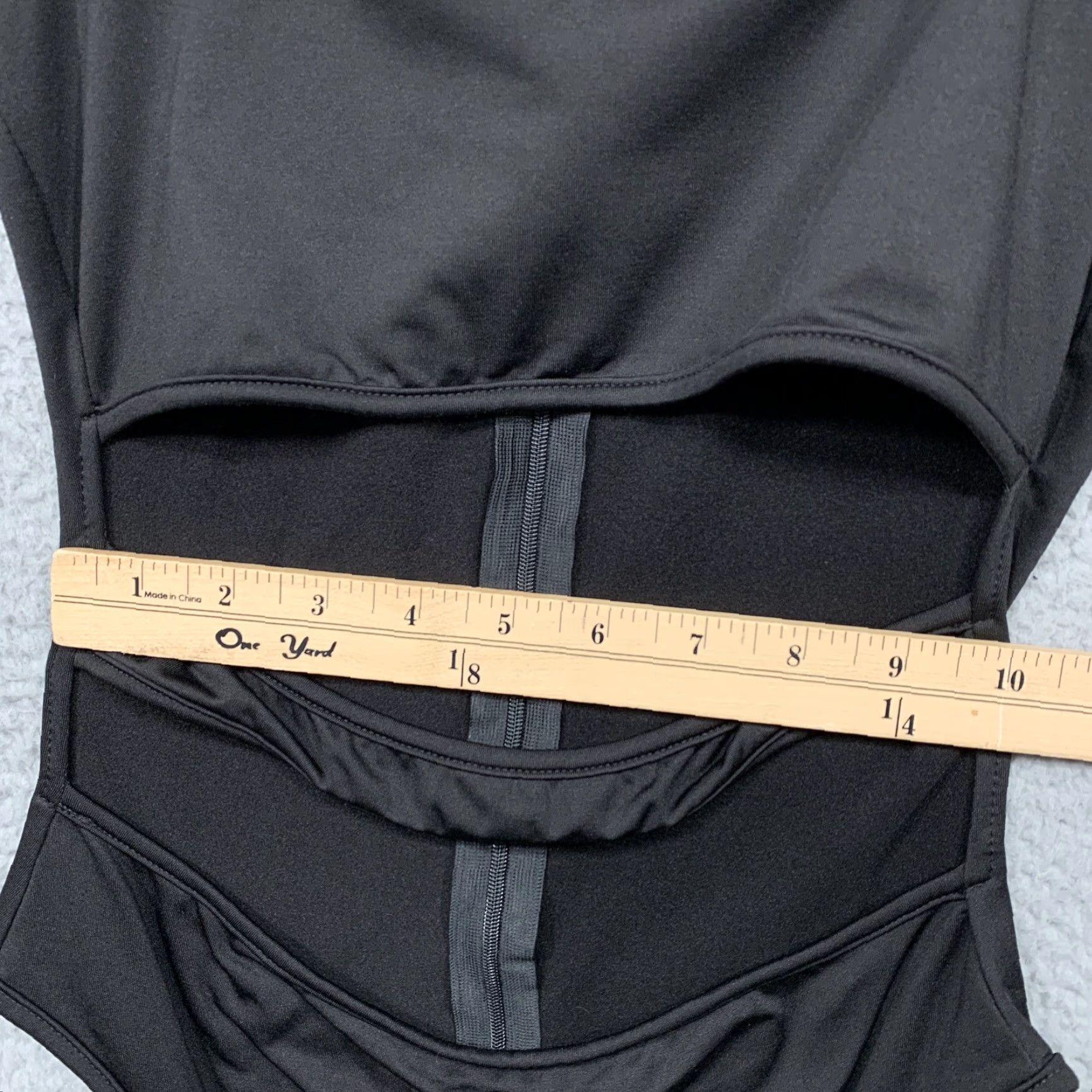 Vintage Unbranded Women’s One Piece Swimsuit M Black 2 Front Cut-Out Slits Back Zipper NWOT Soft Size ONE SIZE - 6 Thumbnail