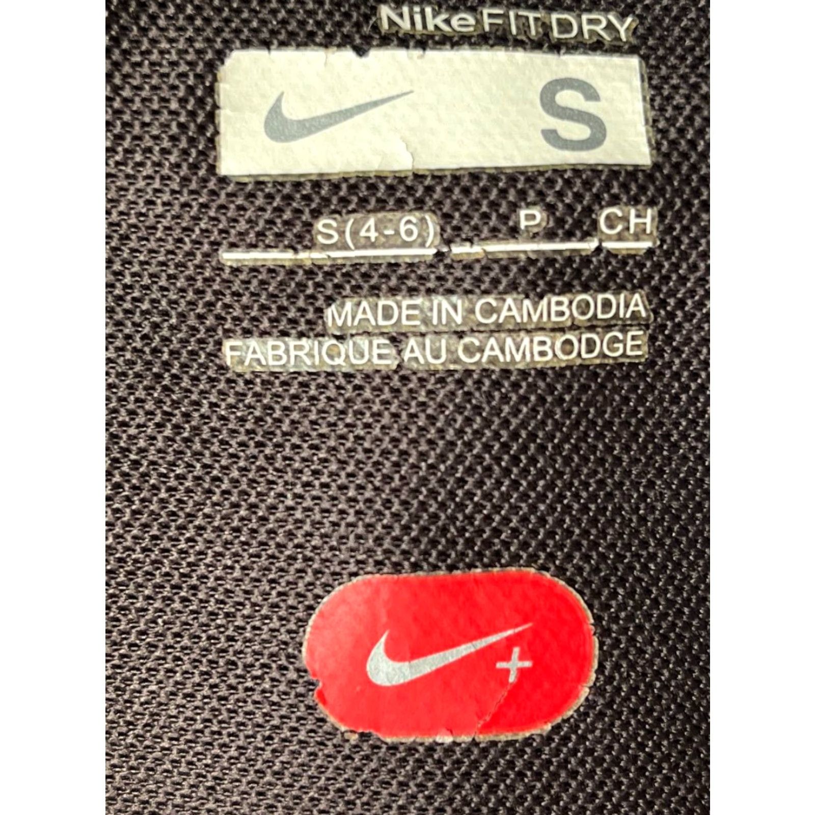 Nike Nike Fit Dry Pants Capri Women Size S Gray Stretch Athletic Style Capri Men's? No — Women. Size 28" / US 6 / IT 42 - 6 Thumbnail