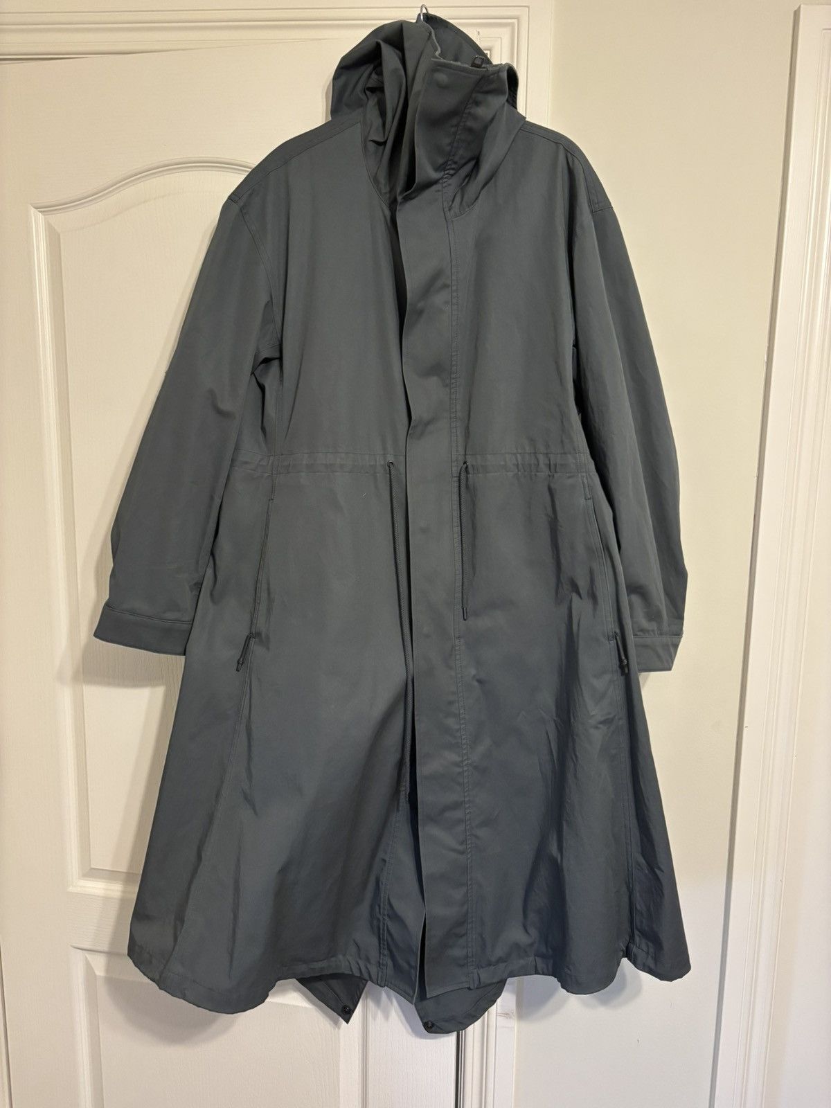 Lad Musician Lad musician cinch waist rain trench coat Size US S / EU 44-46 / 1 - 2 Thumbnail