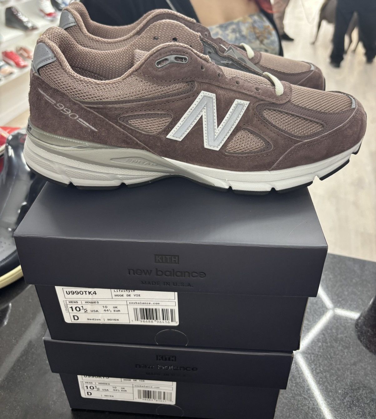 Kith × New Balance KITH X NEW BALANCE 990V4 Size US 10.5 / EU 43-44 - 3 Thumbnail