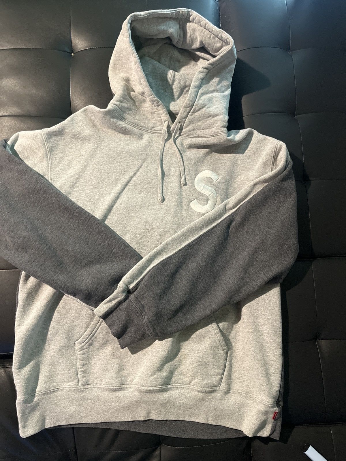 Supreme FW/20 supreme S Logo Colorblock Hoodie Size US XL / EU 56 / 4 - 2 Thumbnail